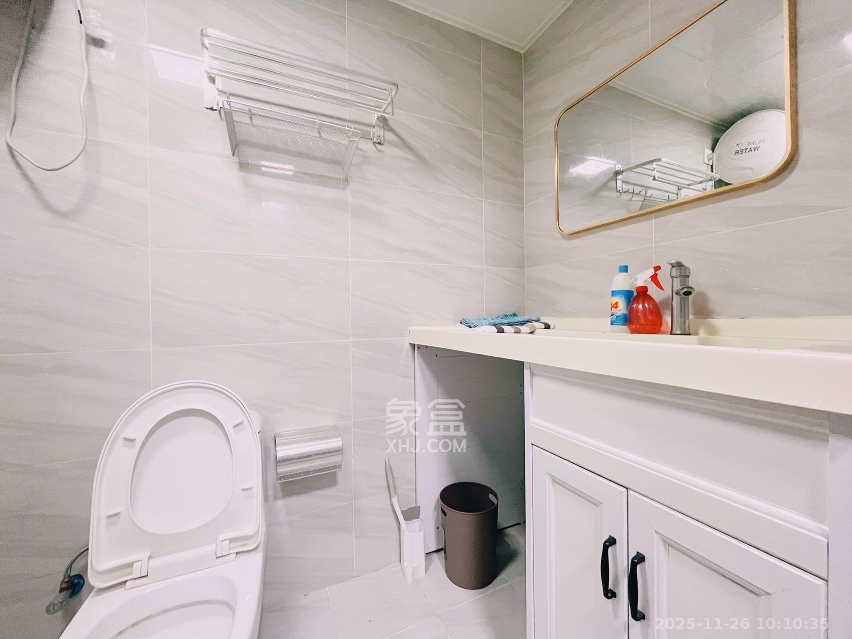 金地铂悦 1室0厅0卫 1100.0元/月 金地铂悦 1室0厅0卫 1100.0元/月室内图