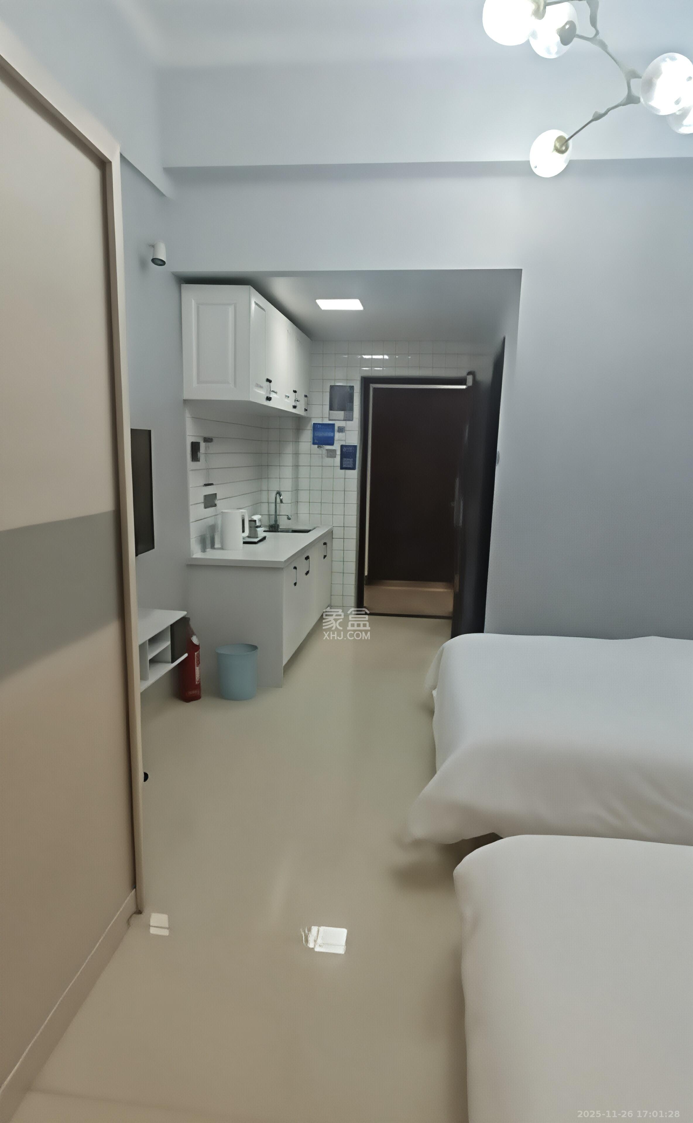 金轮星光名座  1室1厅1卫    1200.0元/月