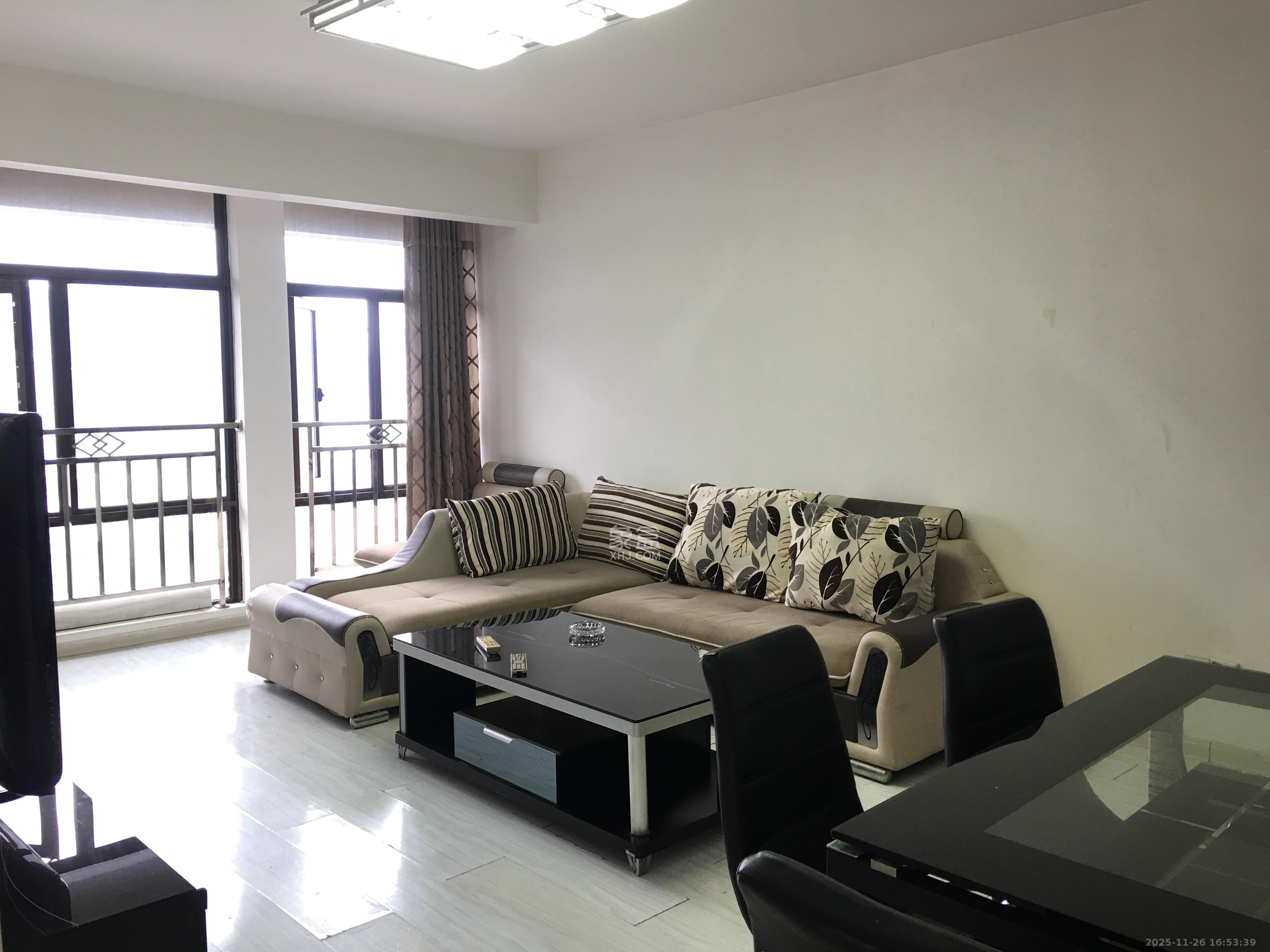 铂宫  2室2厅1卫    2500.0元/月室内图