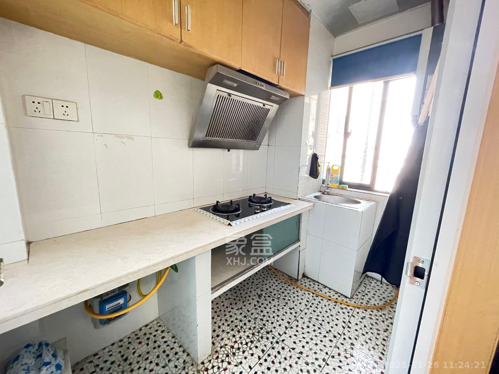 兴威帕克水岸 1室1厅1卫 1500.0元/月 兴威帕克水岸 1室1厅1卫 1500.0元/月室内图