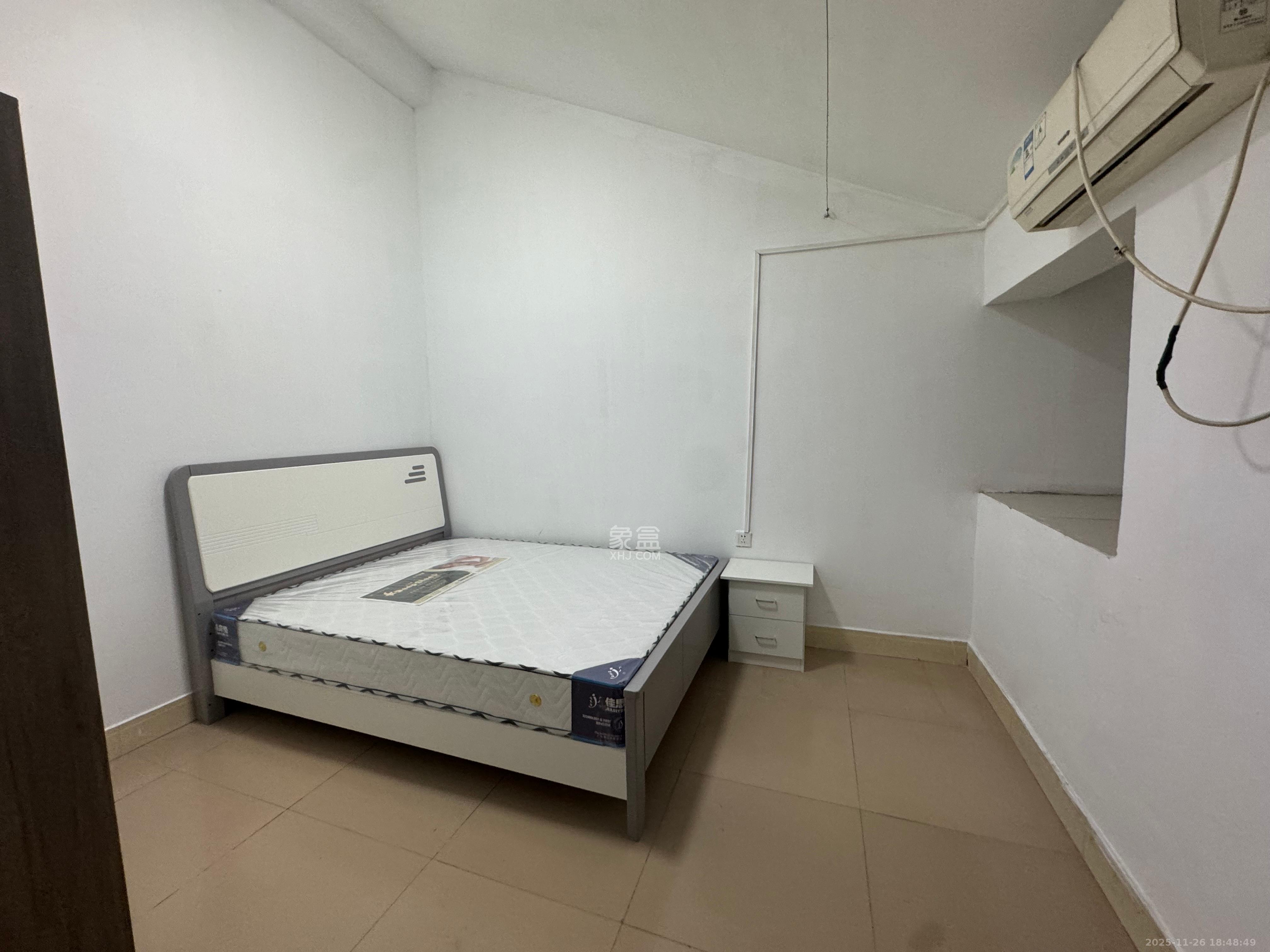 金石蓉园  3室2厅1卫    1200.0元/月室内图