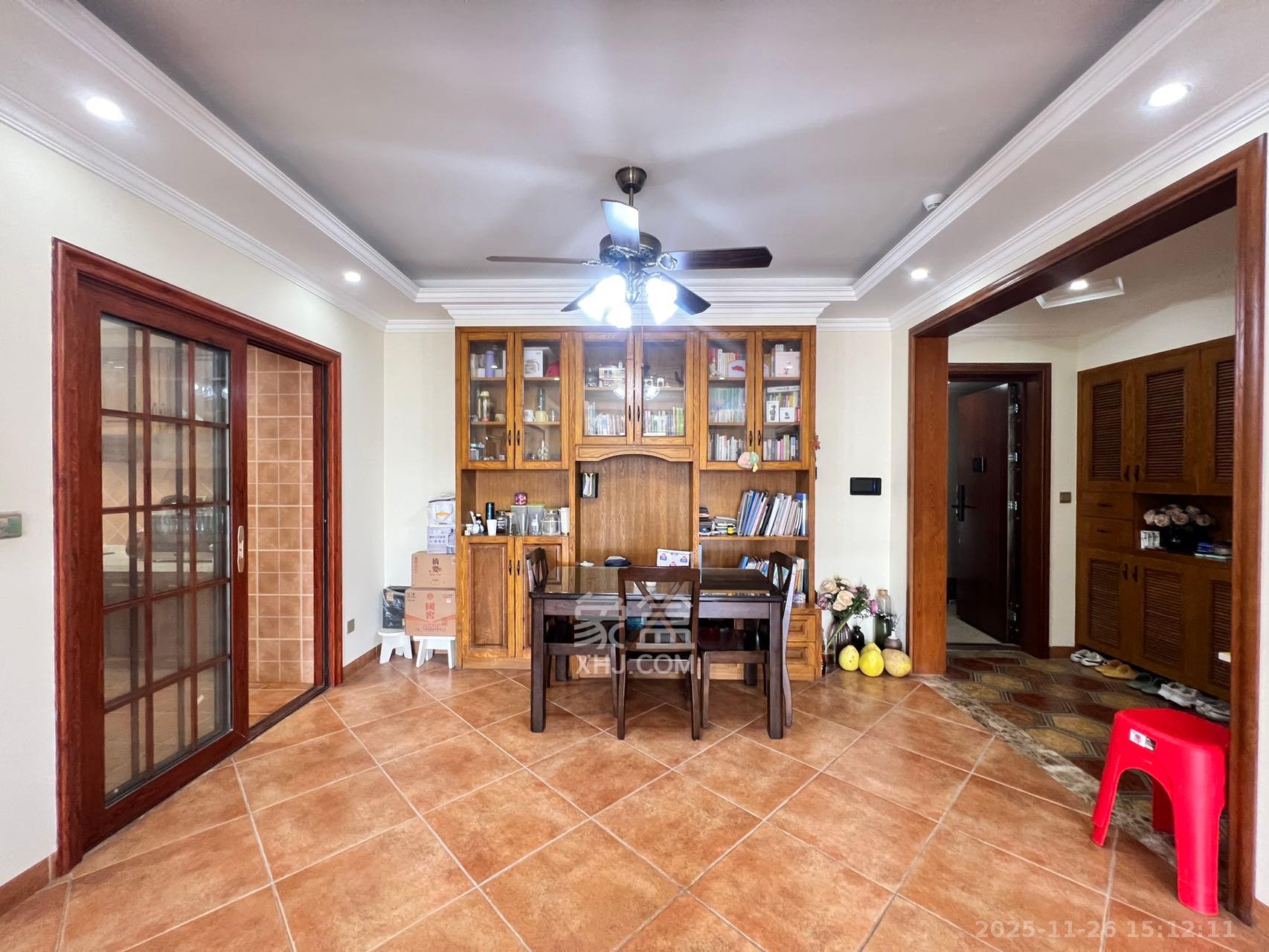 佳兆业云顶梅溪湖（佳兆业梅溪荟）  3室2厅2卫    3200.0元/月室内图