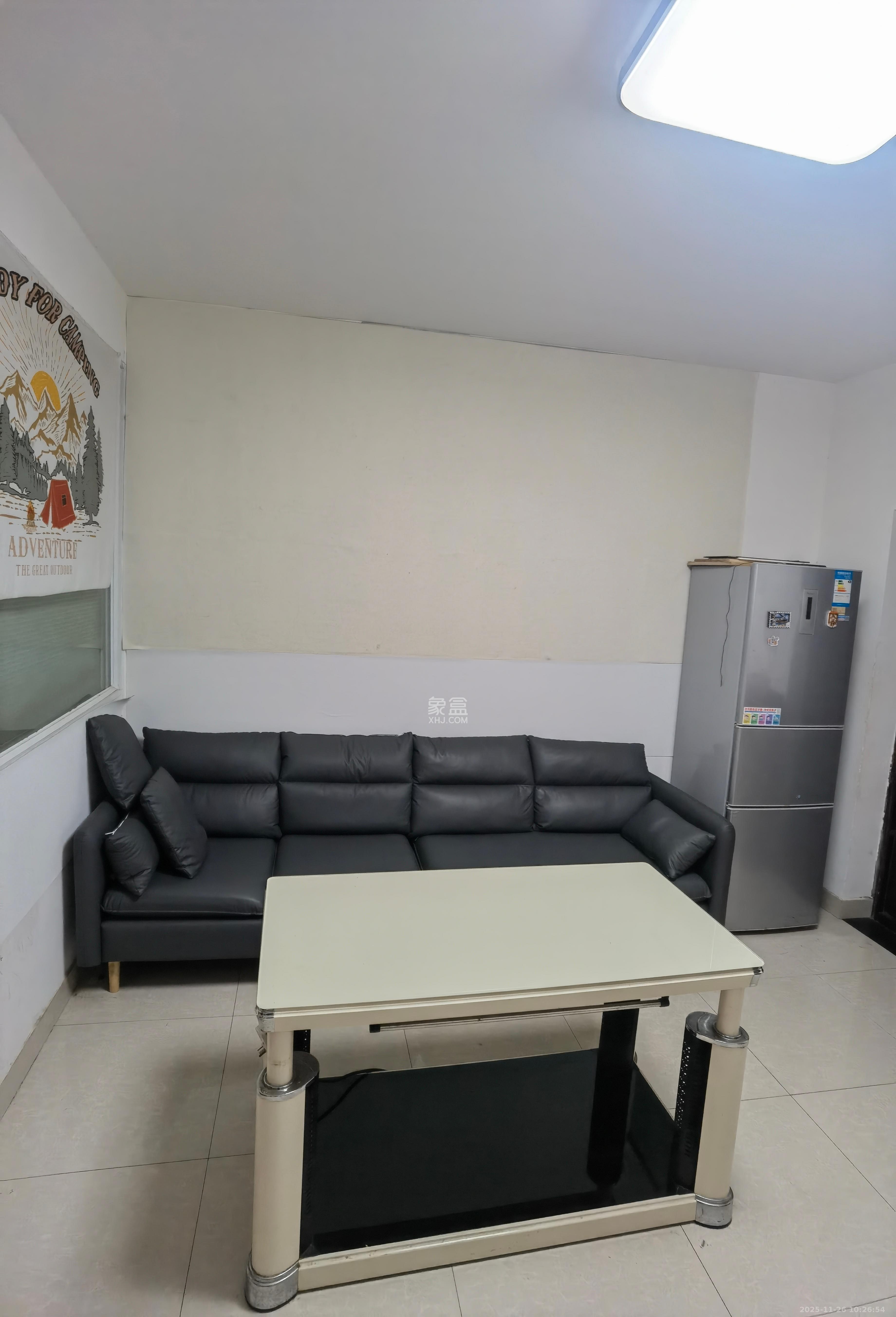 百纳广场(百纳公寓) 2室1厅1卫 2200.0元/月 百纳广场(百纳公寓) 2室1厅1卫 2200.0元/月室内图