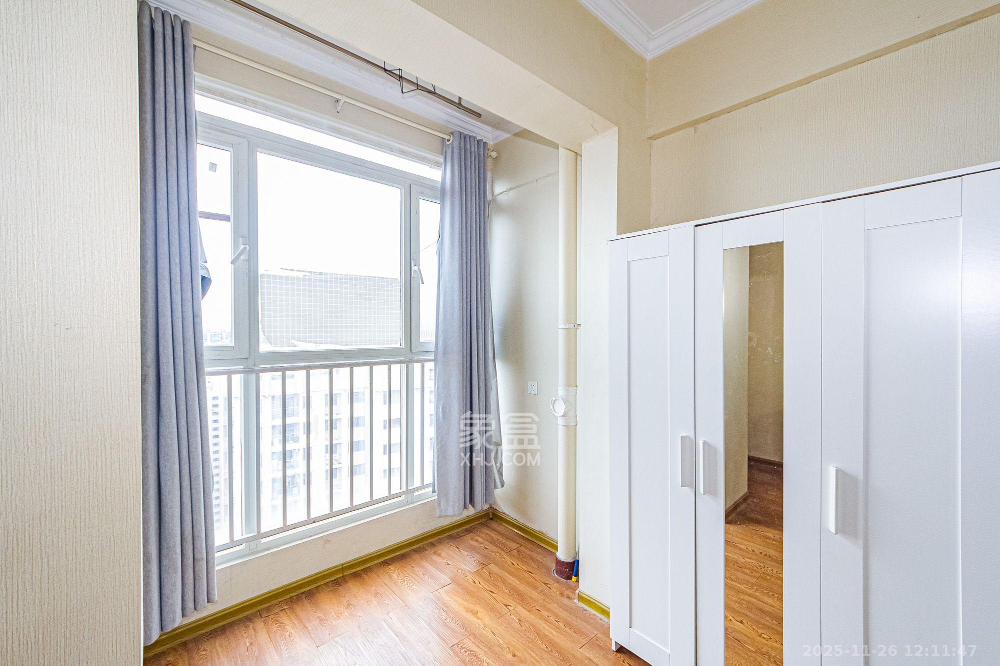 北辰三角洲E4区 1室1厅1卫 1900.0元/月 北辰三角洲E4区 1室1厅1卫 1900.0元/月室内图