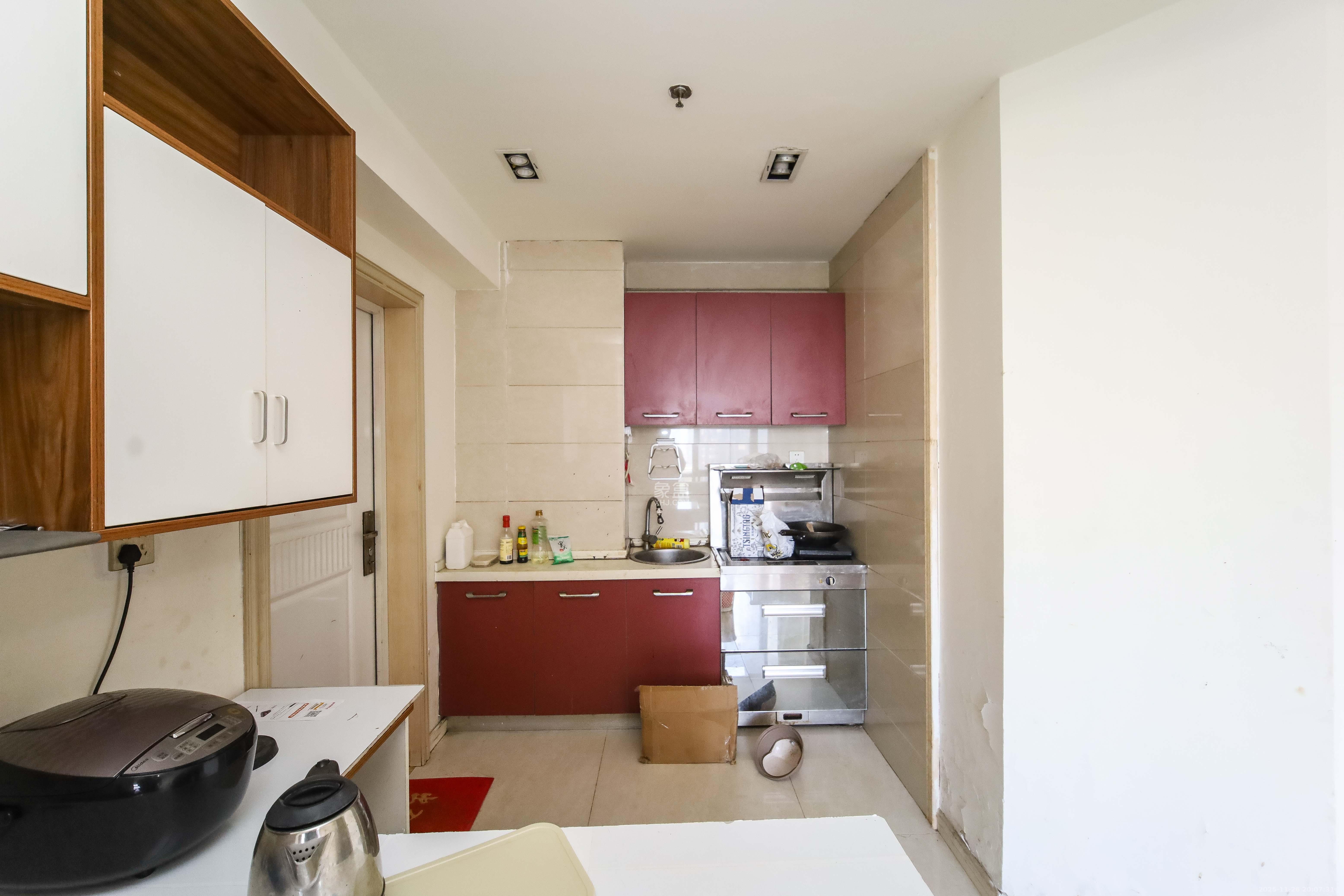 西子一间 1室1厅1卫 50.0万 西子一间 1室1厅1卫 50.0万厨房