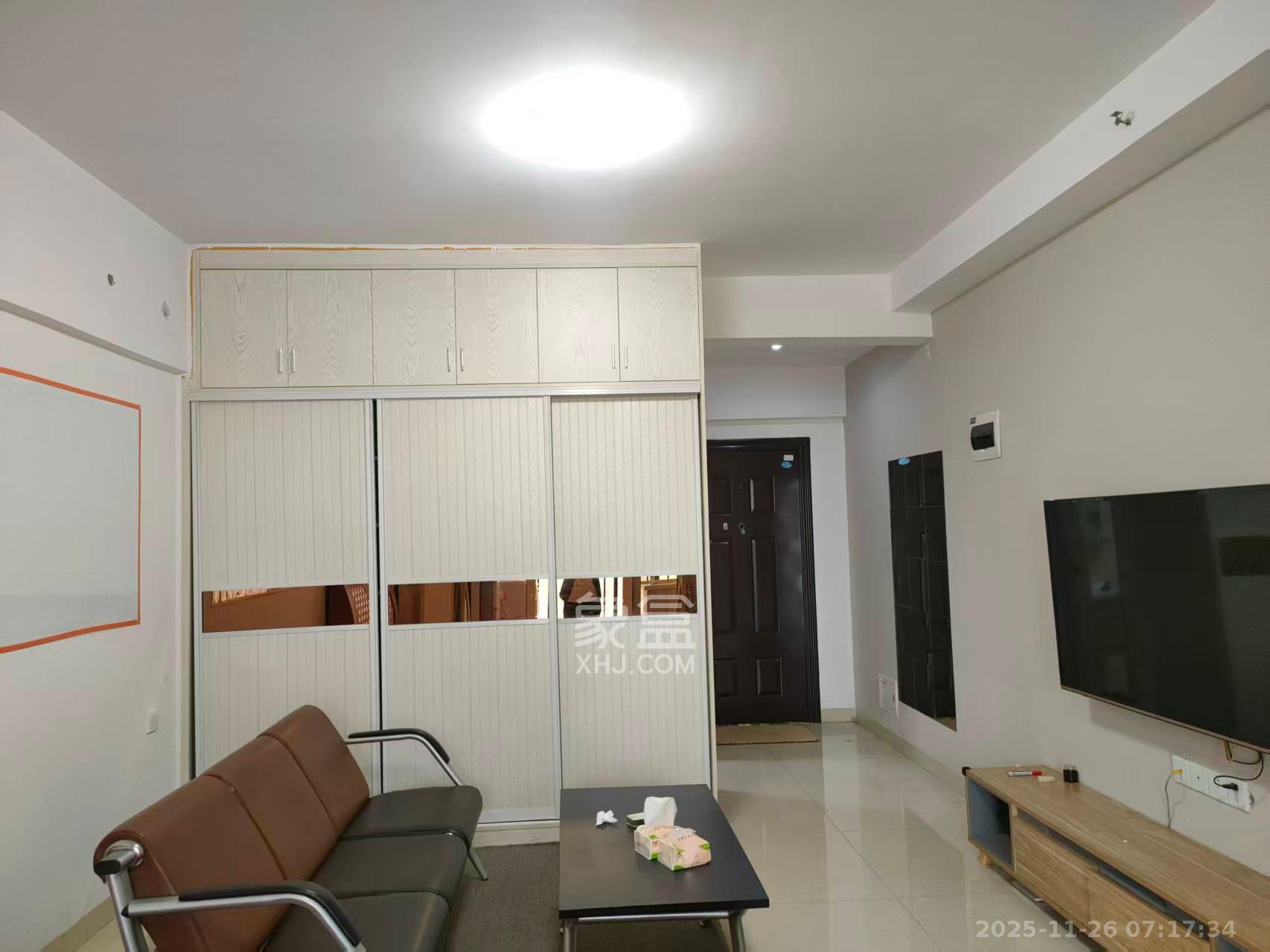 山水湾 1室1厅1卫 1350.0元/月 山水湾 1室1厅1卫 1350.0元/月室内图