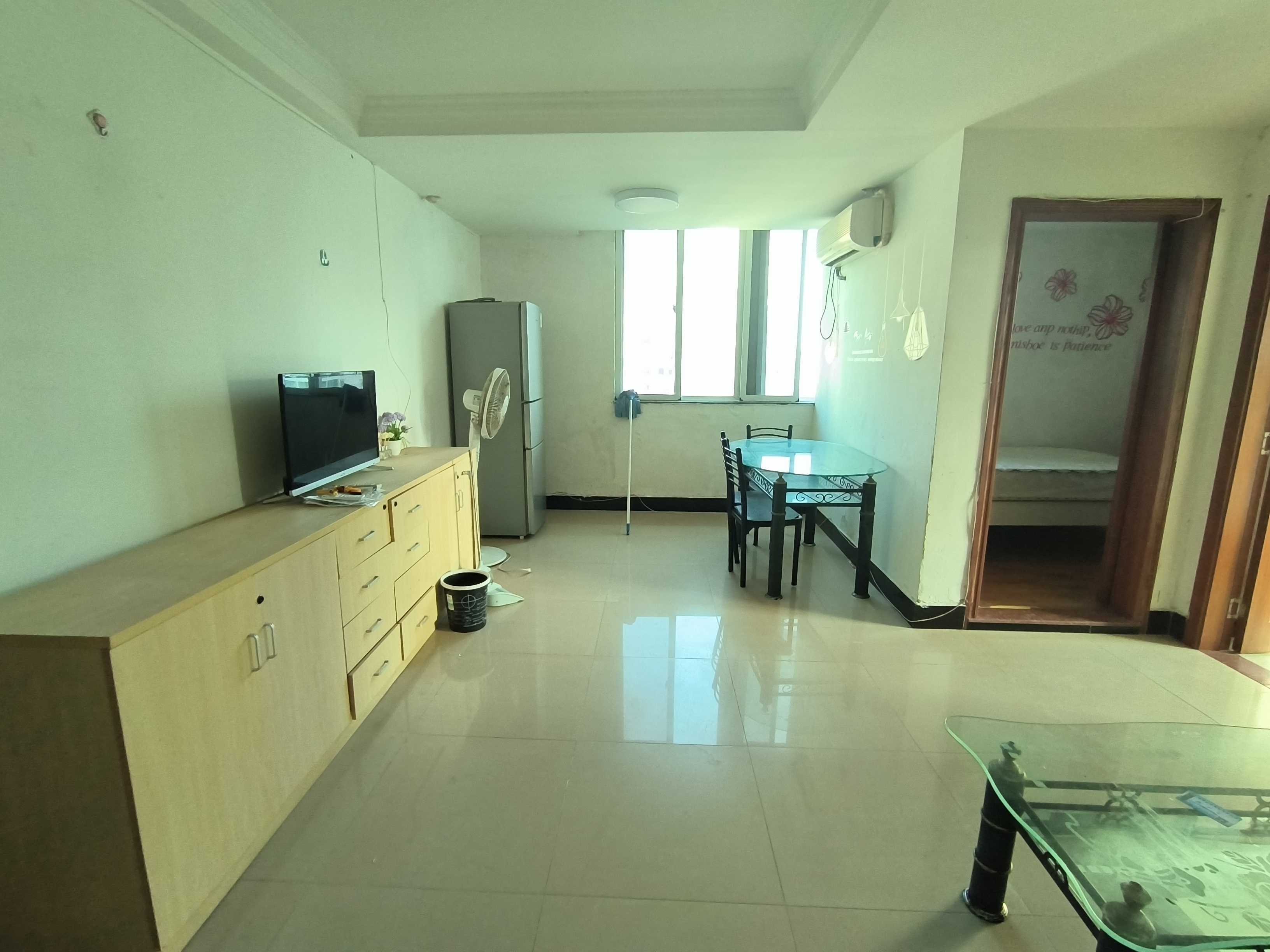 国贸经典 1室0厅0卫 1900.0元/月 国贸经典 1室0厅0卫 1900.0元/月室内图