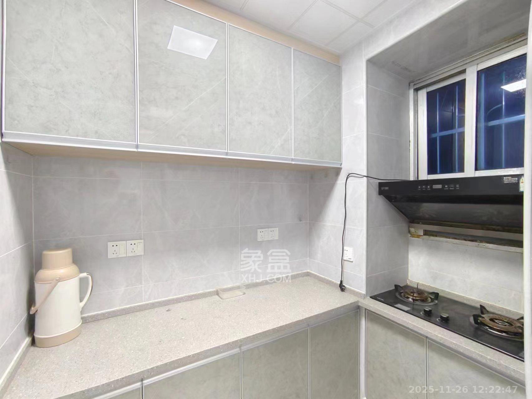 湘仪家园 4室2厅1卫 2000.0元/月 湘仪家园 4室2厅1卫 2000.0元/月室内图