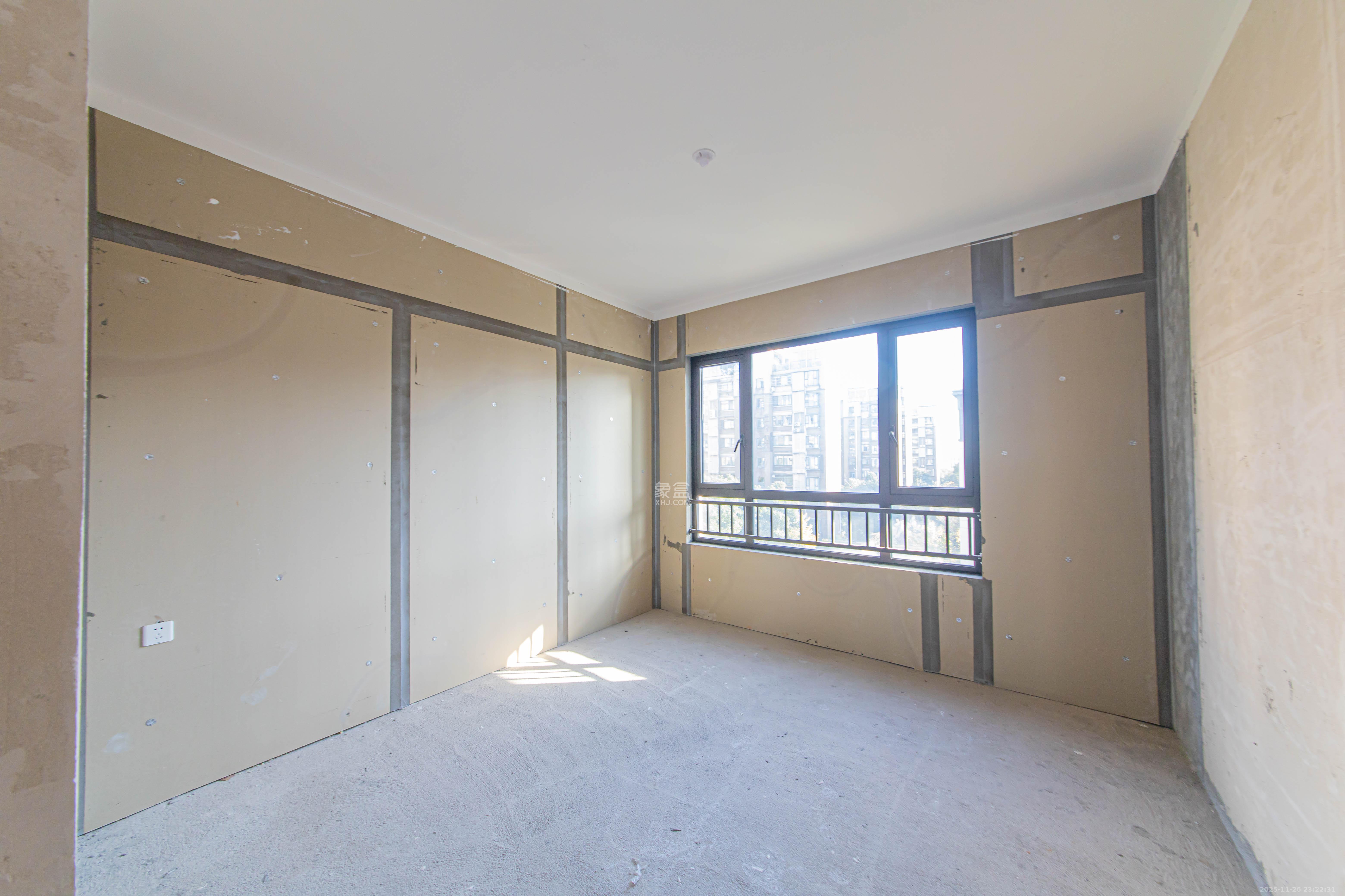 北辰中央公园辰玺洋房区 4室2厅2卫 198.0万 北辰中央公园辰玺洋房区 4室2厅2卫 198.0万卧室