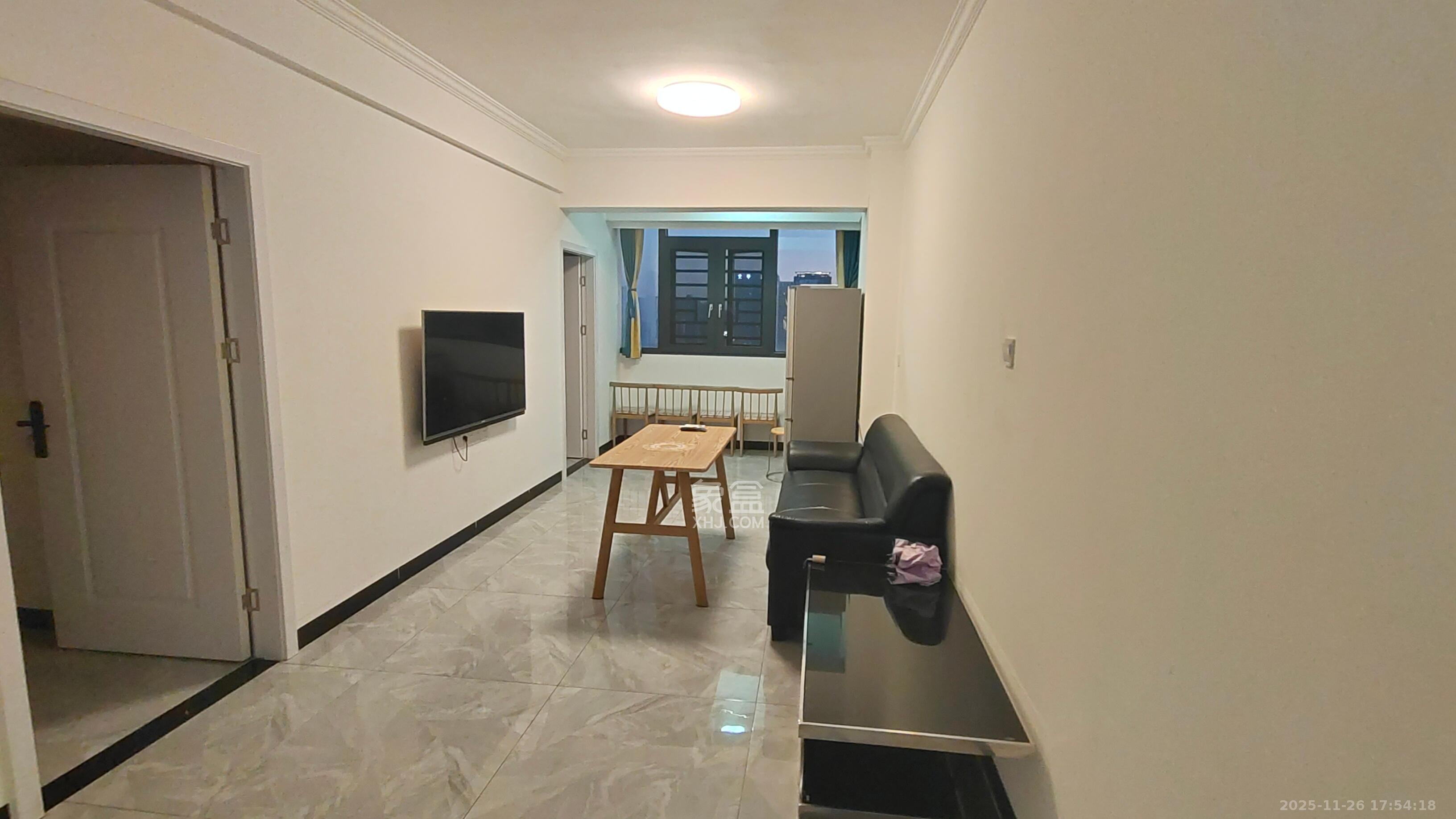 金轮星光名座  2室1厅1卫    2000.0元/月