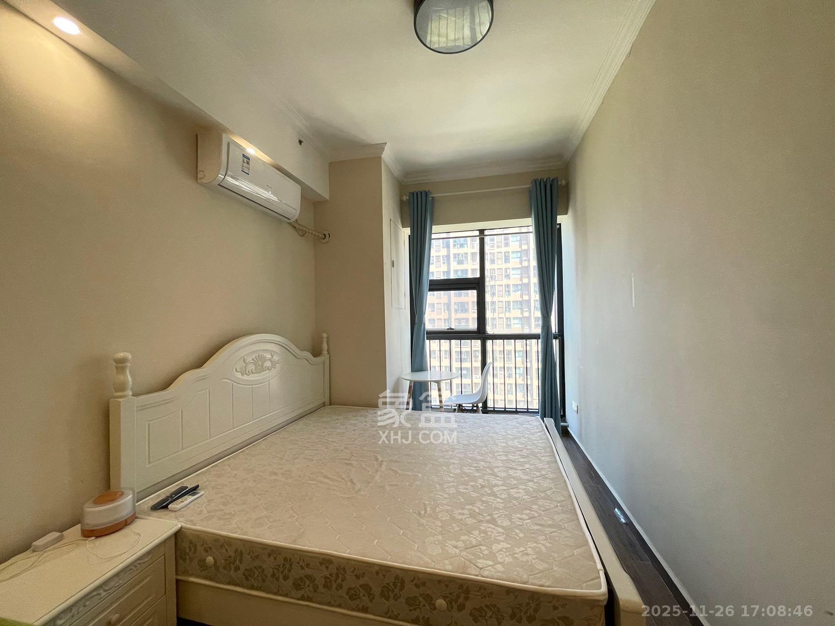 第六都（陆都小区）  1室1厅1卫    1800.0元/月室内图