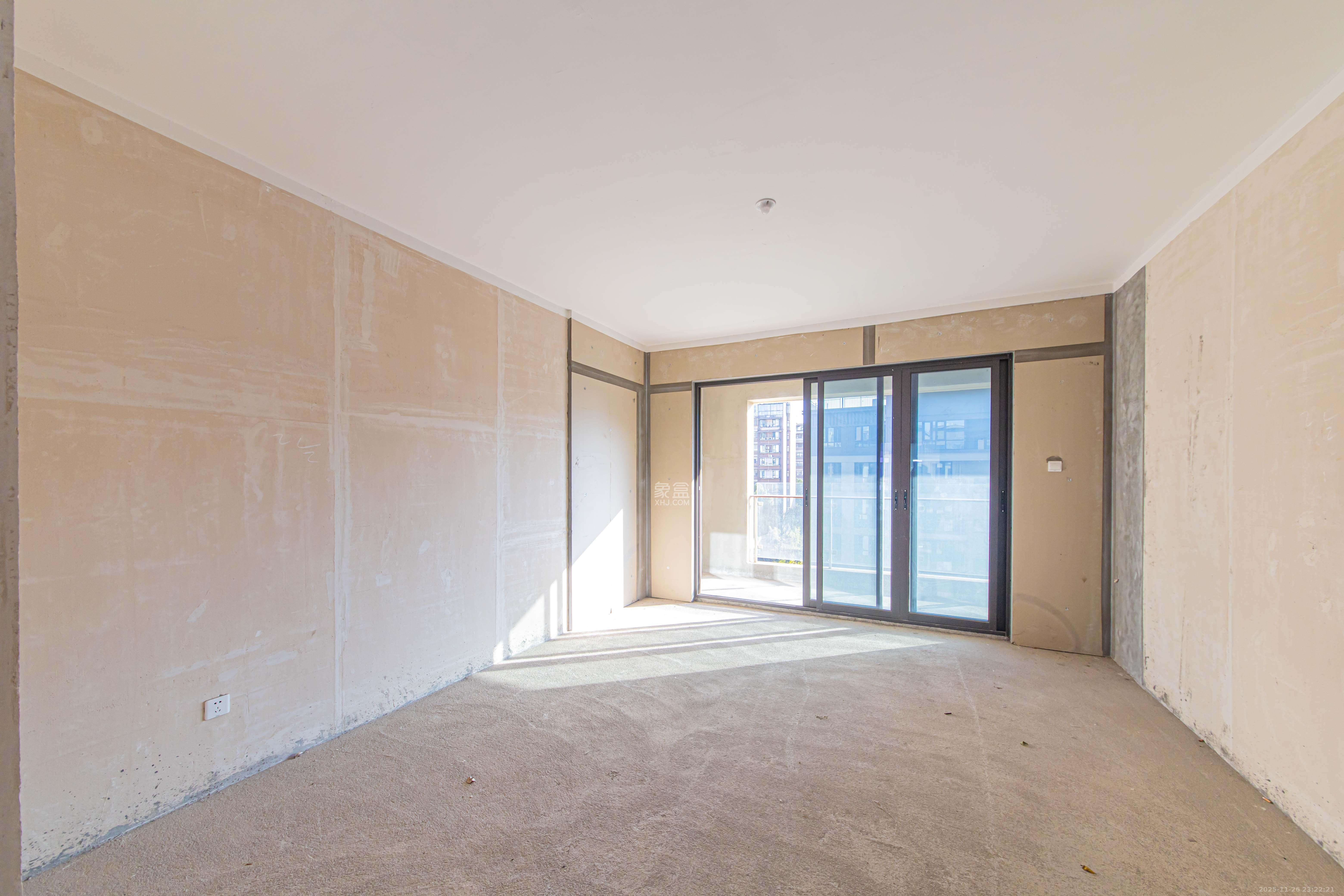 北辰中央公园辰玺洋房区 4室2厅2卫 198.0万 北辰中央公园辰玺洋房区 4室2厅2卫 198.0万客厅