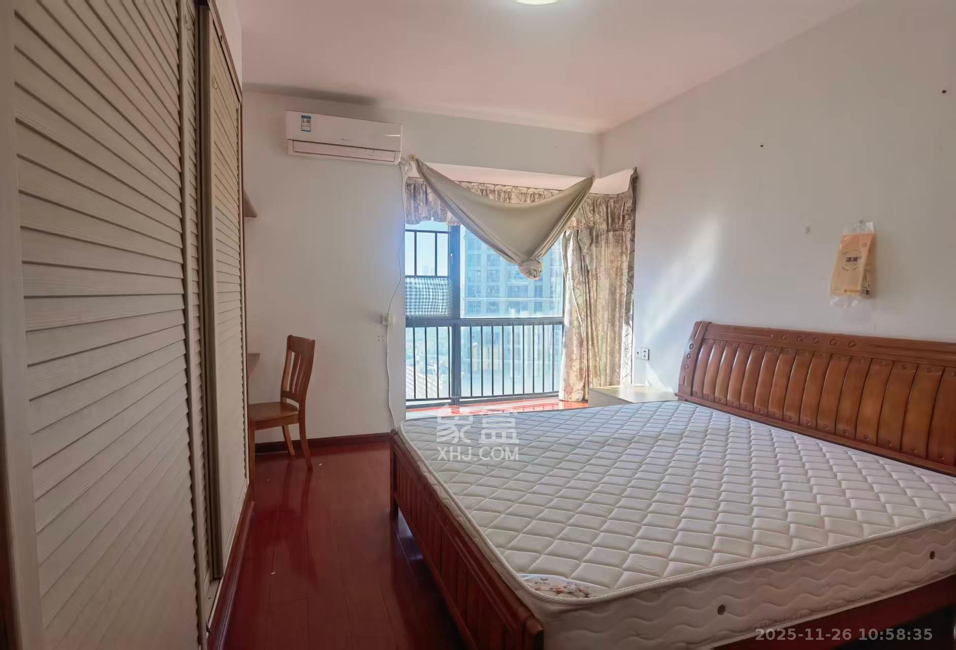 海洋半岛(月珑湾) 3室1厅1卫 2200.0元/月 海洋半岛(月珑湾) 3室1厅1卫 2200.0元/月室内图