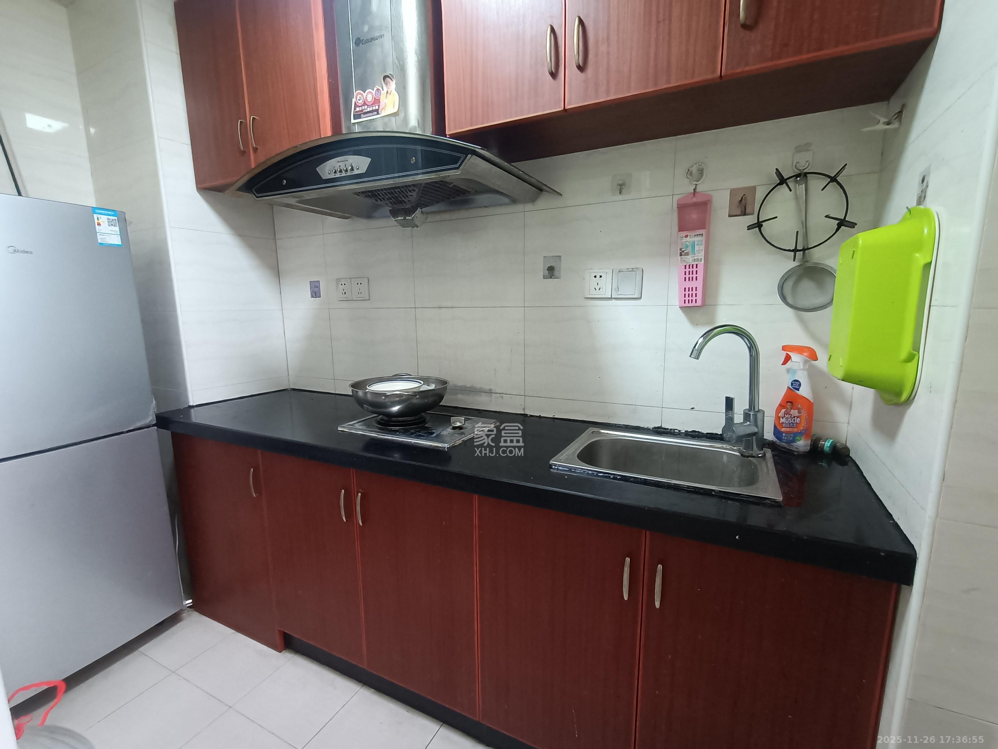 世景华庭  1室1厅1卫    1100.0元/月室内图