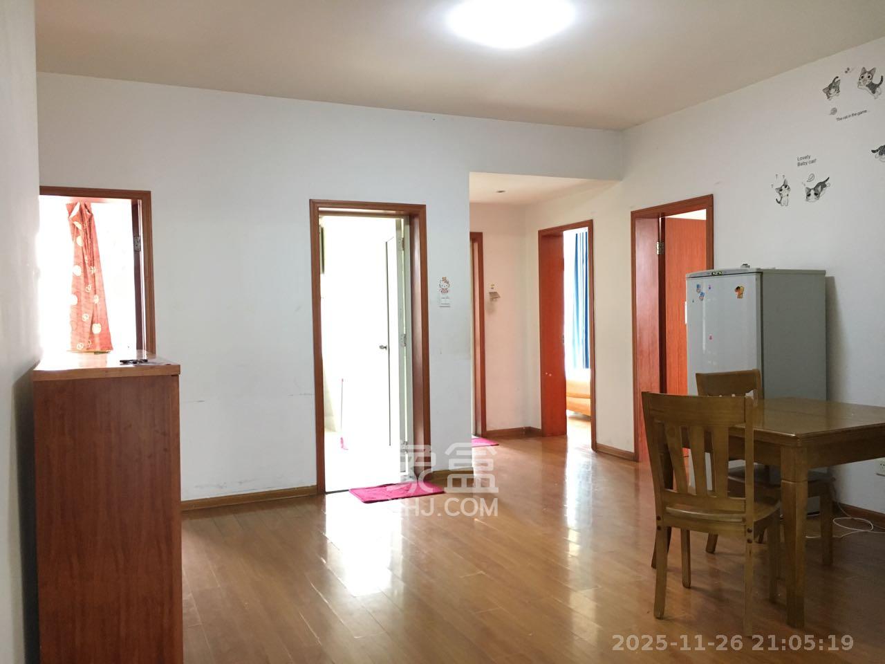 活力康城 4室2厅2卫 3200.0元/月 活力康城 4室2厅2卫 3200.0元/月室内图