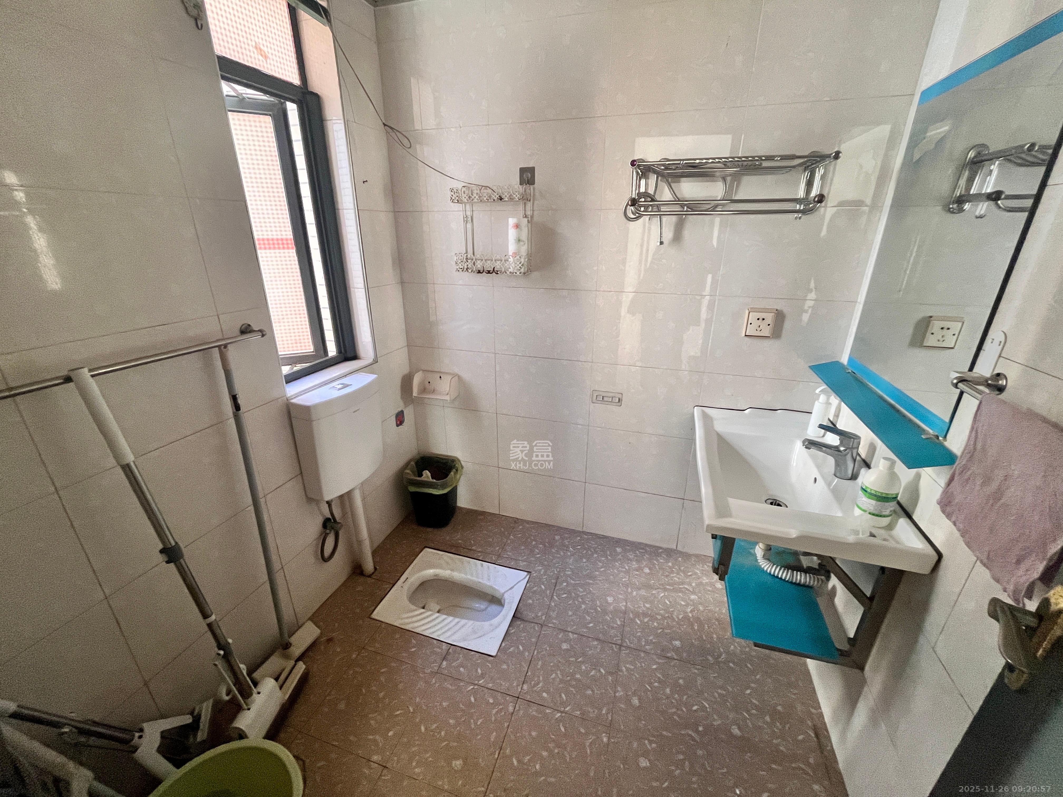 中国铁建国际城一期  3室1厅1卫    1500.0元/月室内图