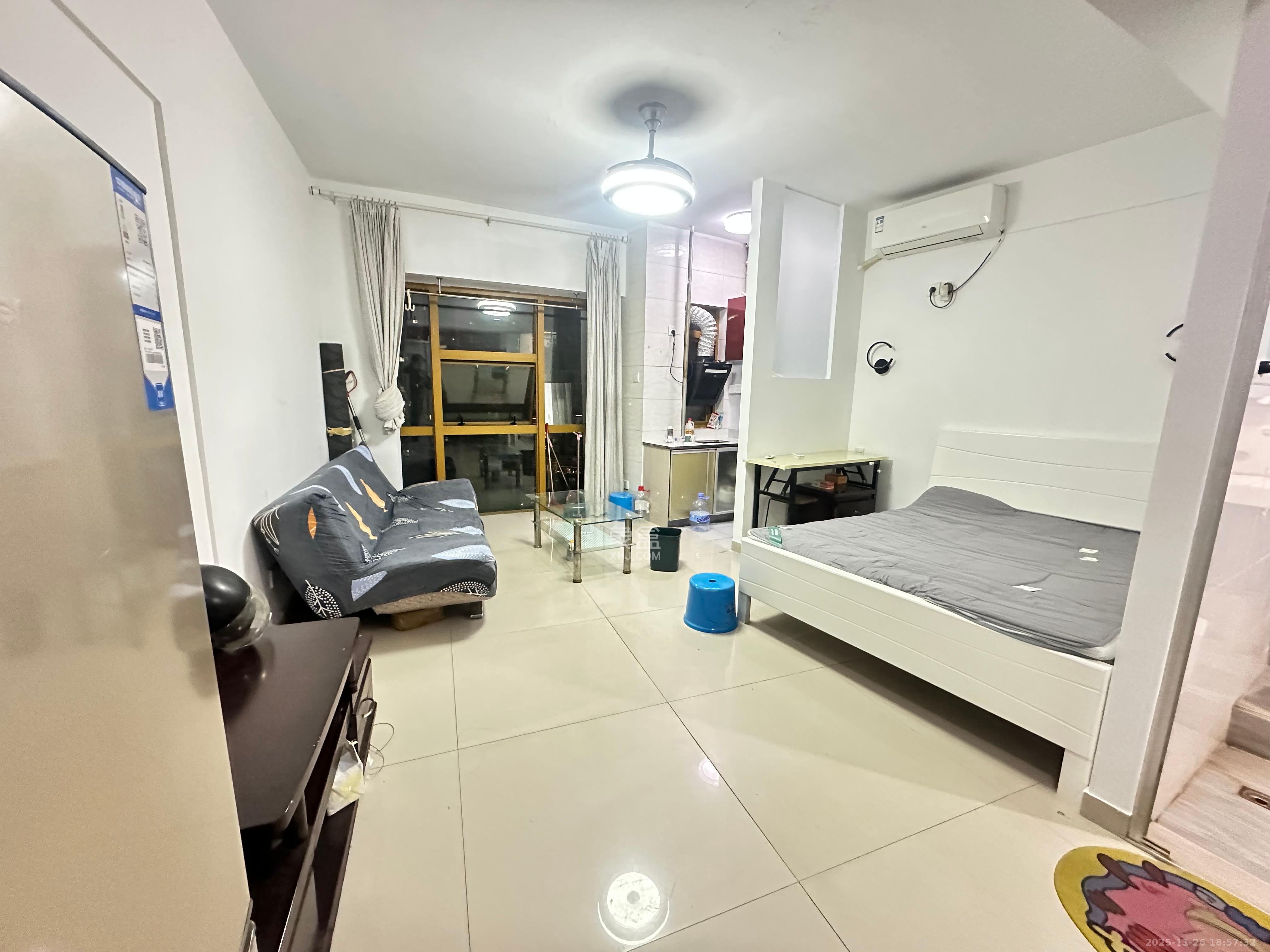 天健芙蓉盛世一期  1室1厅1卫    1450.0元/月