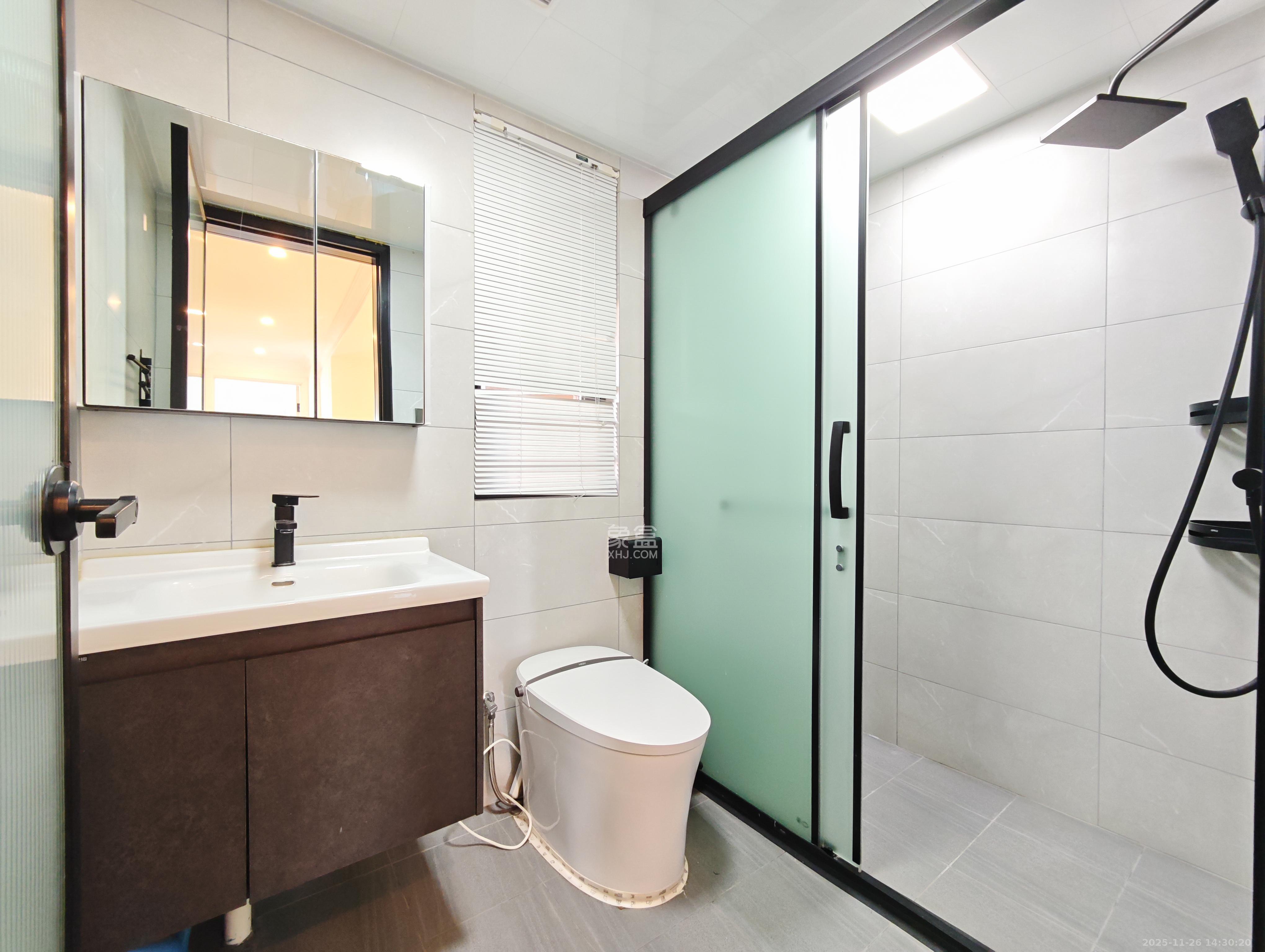 保利城(中航城国际社区、郡原美村) 2室2厅1卫 118.0万 保利城(中航城国际社区、郡原美村) 2室2厅1卫 118.0万卫生间