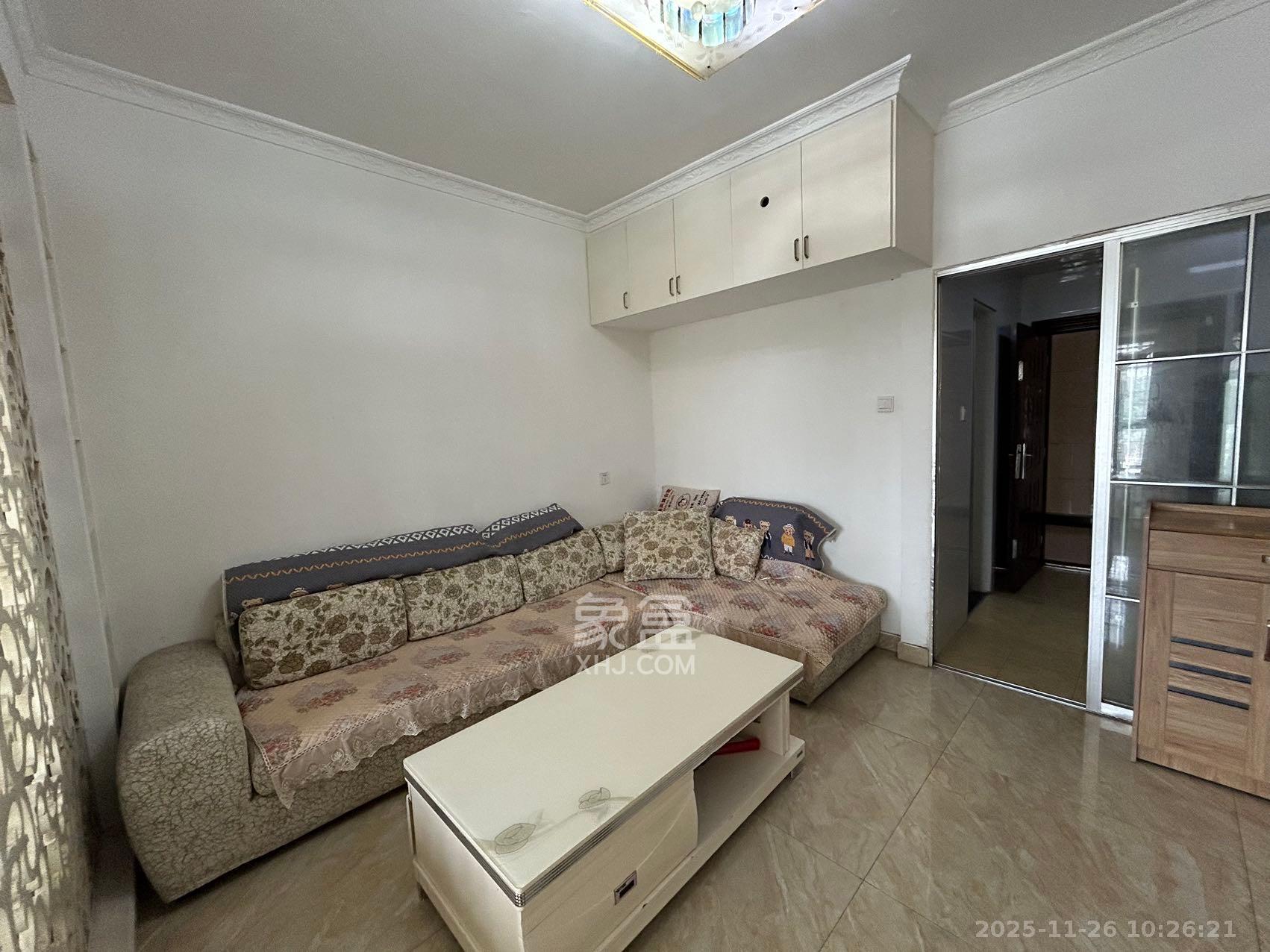 世纪桃花苑 1室1厅1卫 1200.0元/月 世纪桃花苑 1室1厅1卫 1200.0元/月室内图