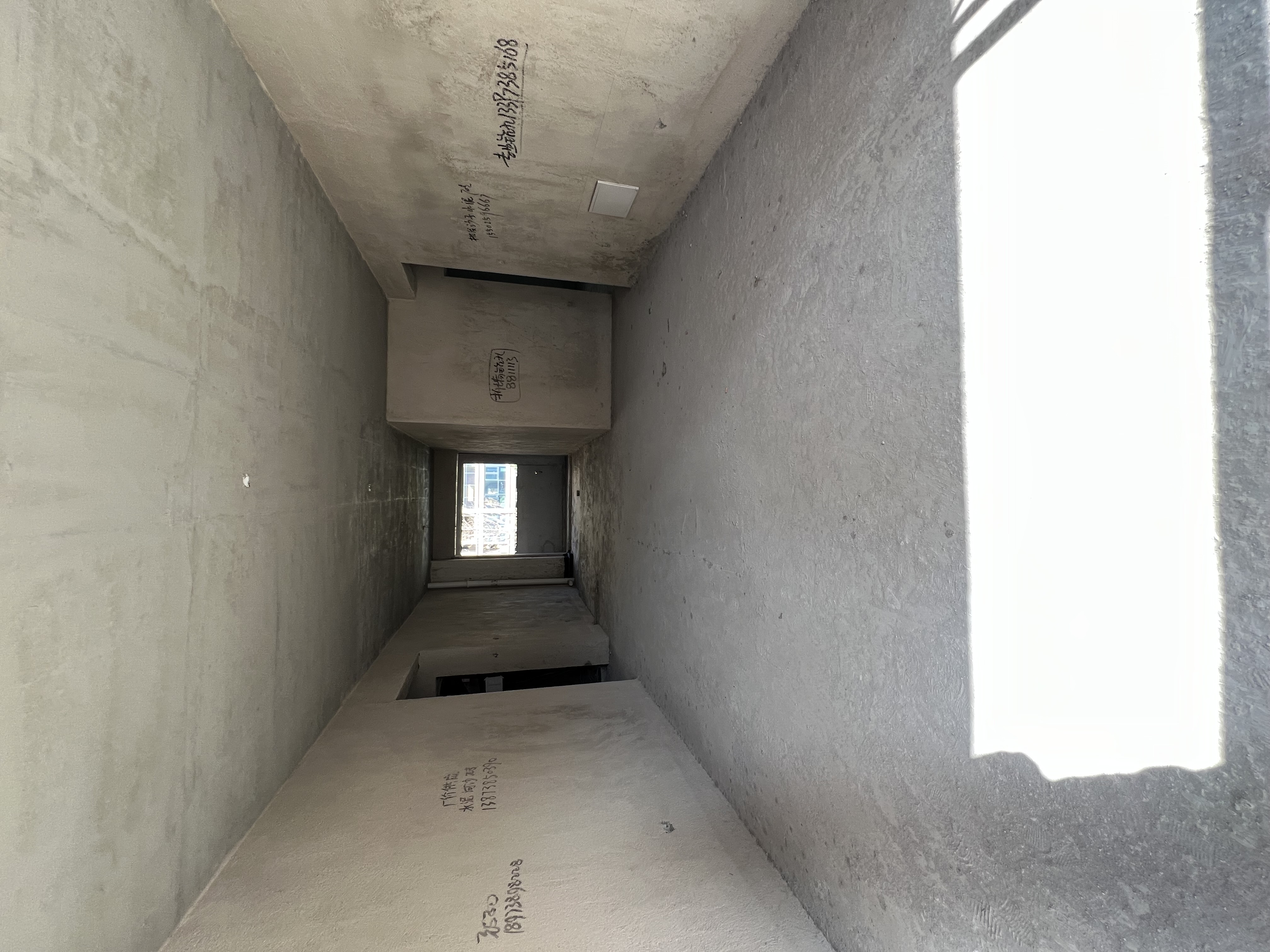 金信园林嘉园 3室2厅1卫 96.0万 金信园林嘉园 3室2厅1卫 96.0万客厅