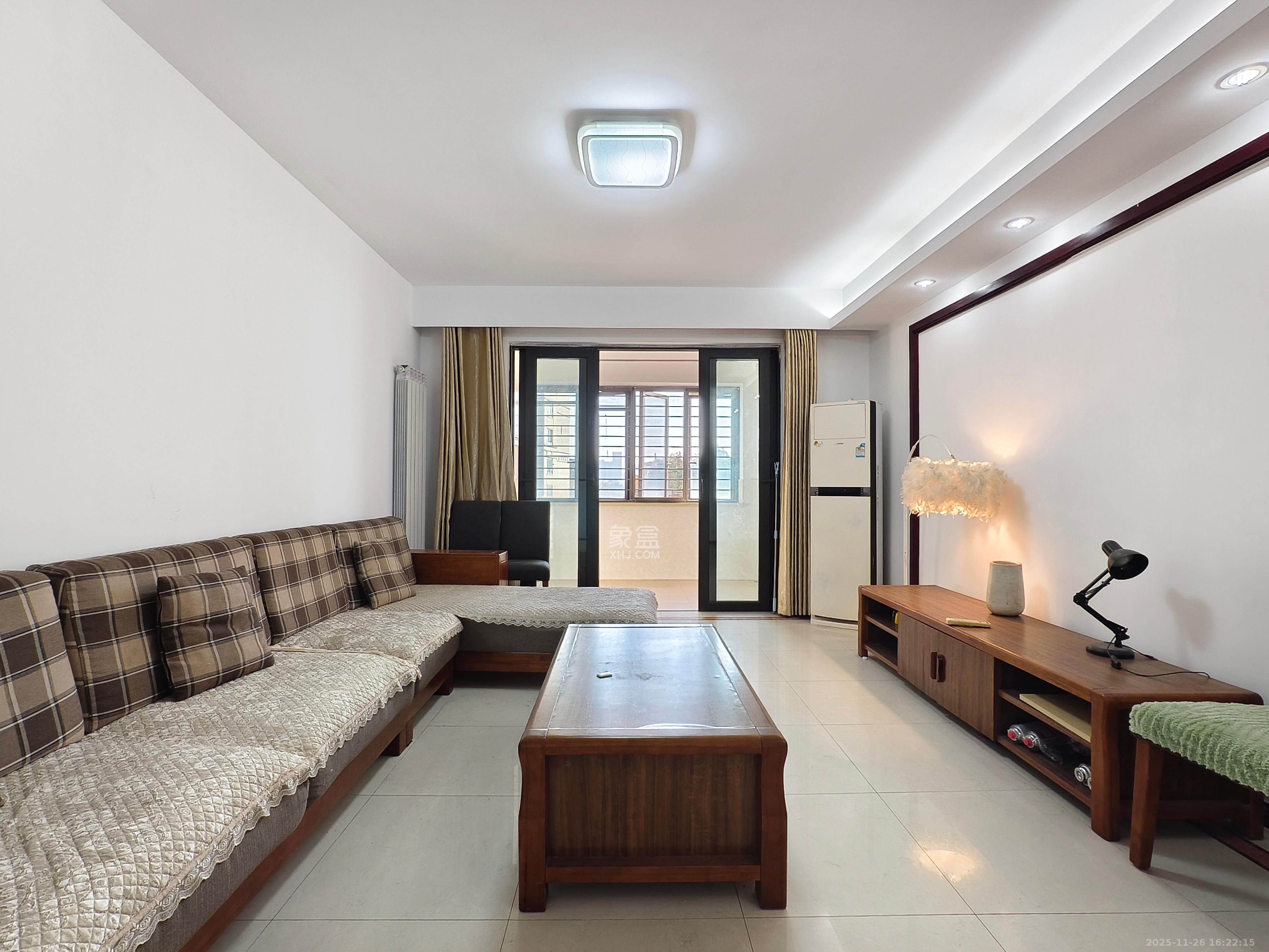 中海国际二期  4室2厅2卫    2200.0元/月