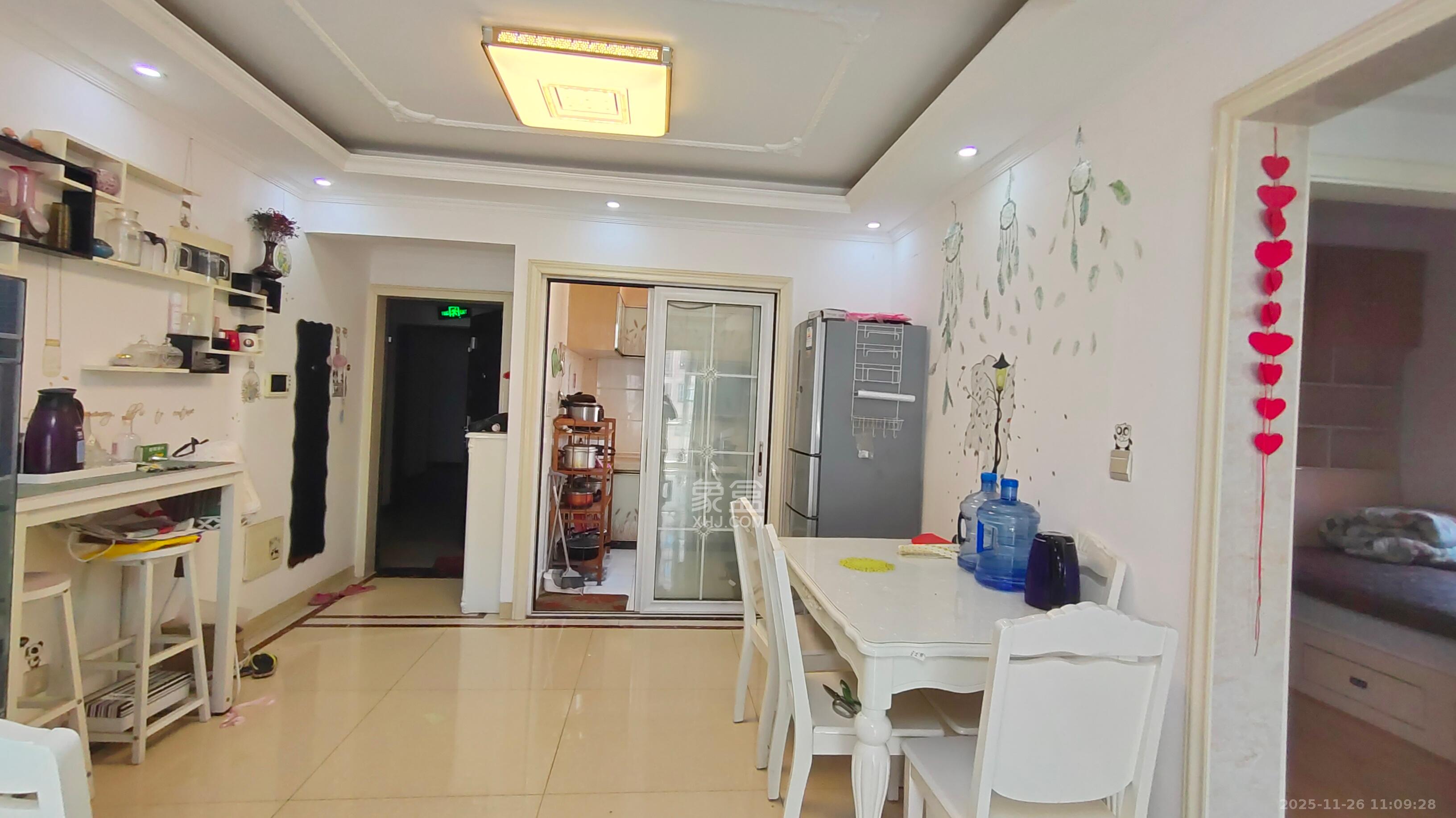 丽发新城 2室1厅1卫 1700.0元/月 丽发新城 2室1厅1卫 1700.0元/月室内图