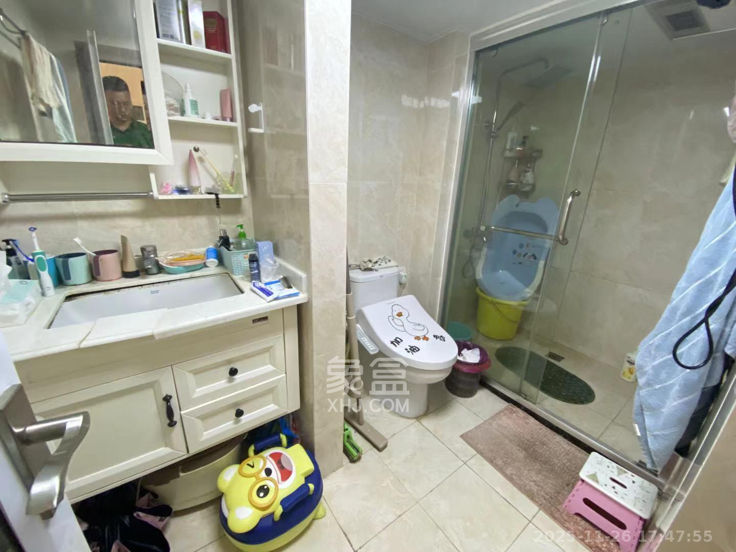 德政园  2室2厅1卫    2200.0元/月室内图