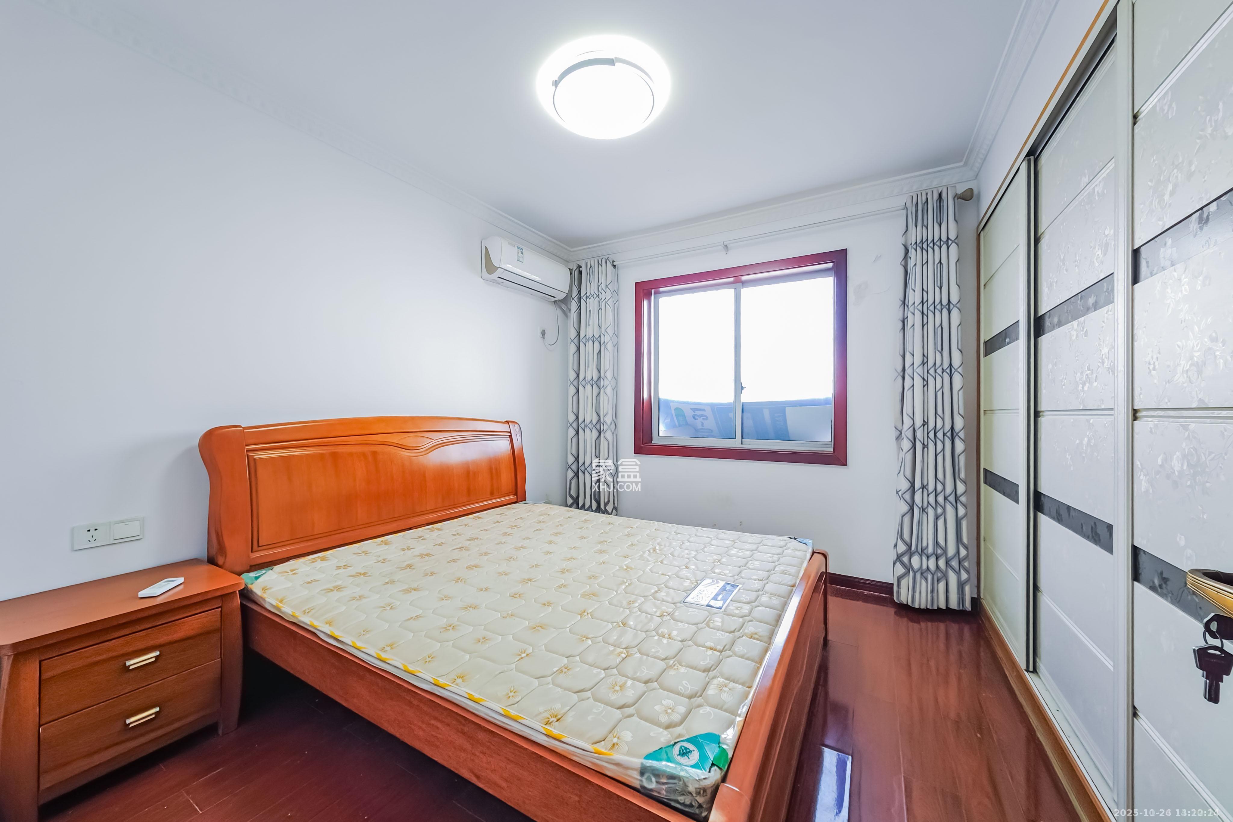 汇城上筑 3室2厅2卫 2300.0元/月 汇城上筑 3室2厅2卫 2300.0元/月室内图