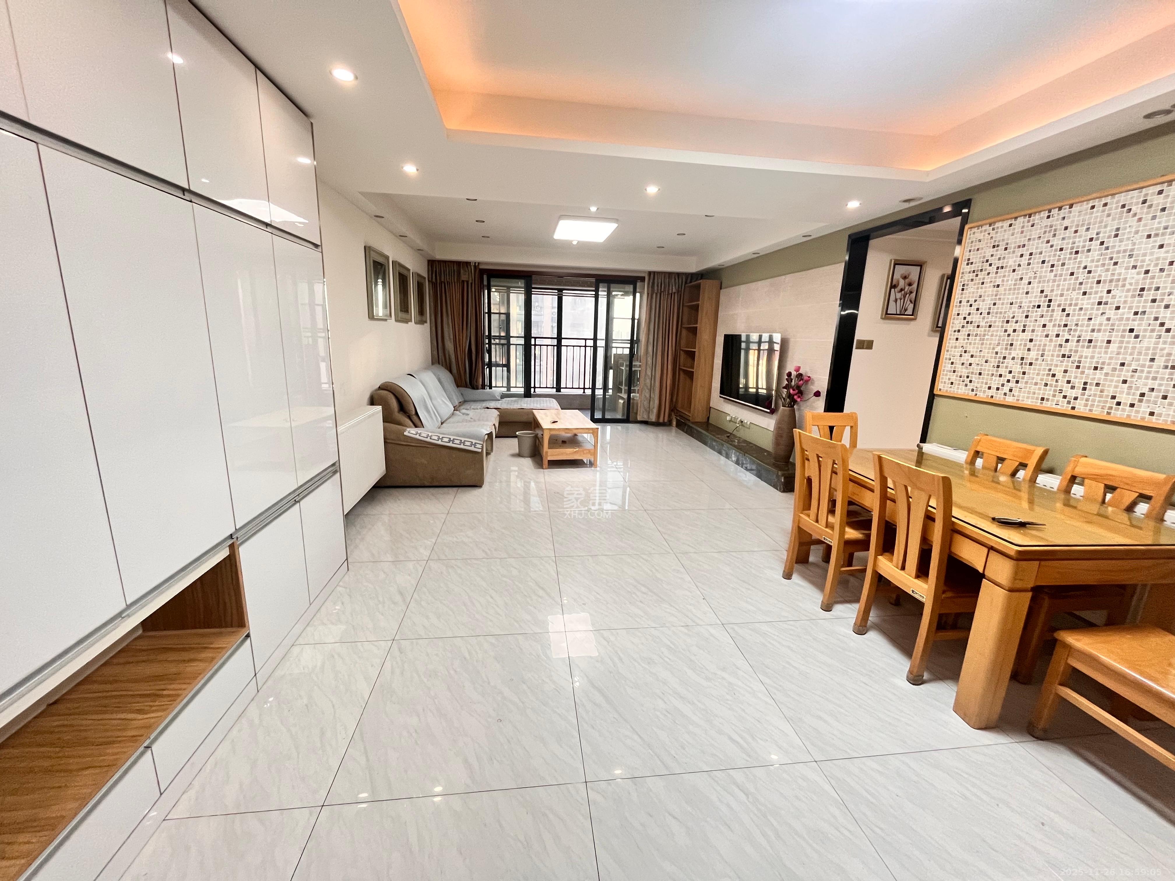 长房天翼未来城 3室2厅2卫 4500.0元/月 长房天翼未来城 3室2厅2卫 4500.0元/月室内图