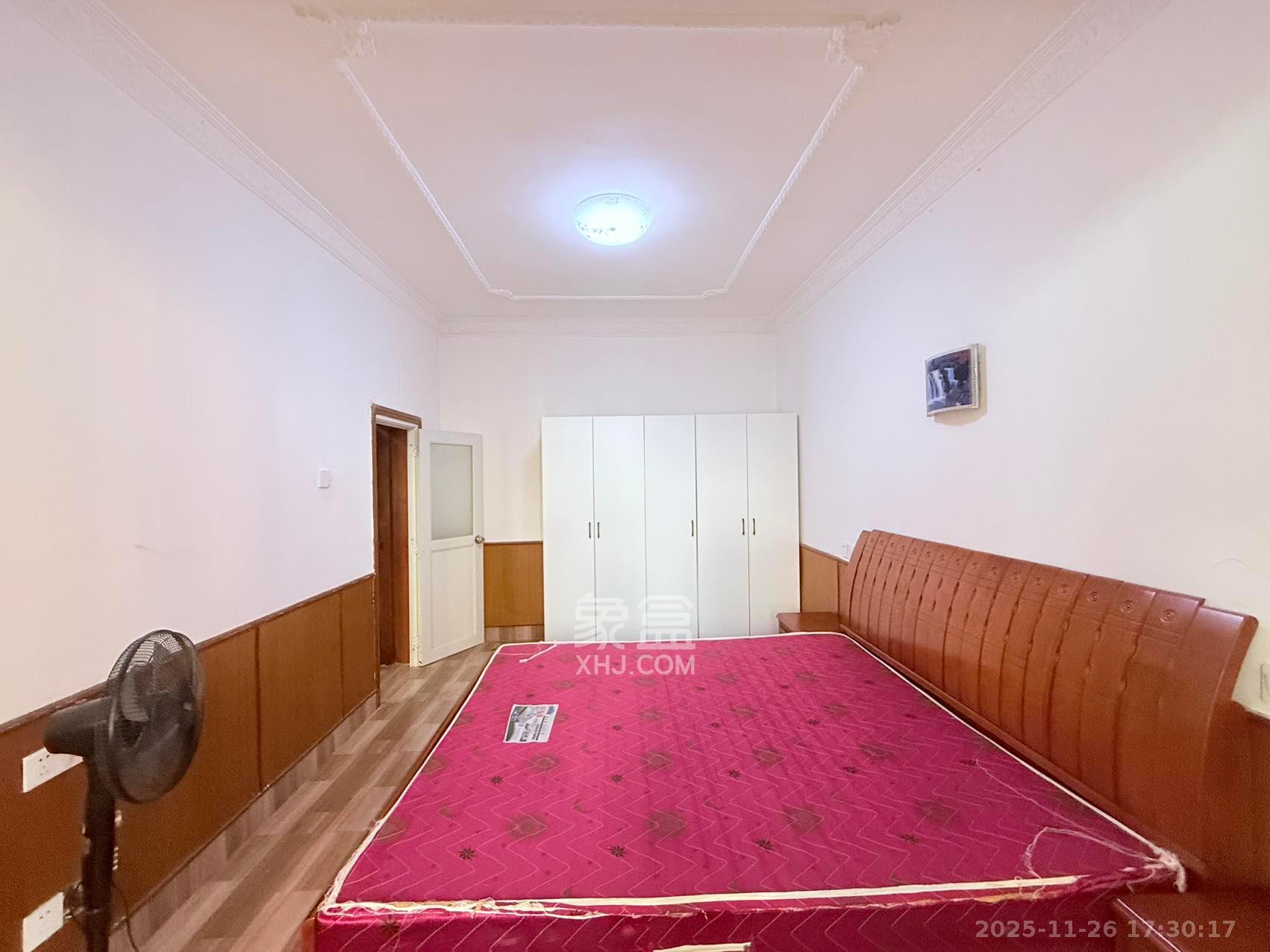 三角塘88号(原长沙市轻化公司宿舍) 2室1厅1卫 1300.0元/月 三角塘88号(原长沙市轻化公司宿舍) 2室1厅1卫 1300.0元/月室内图