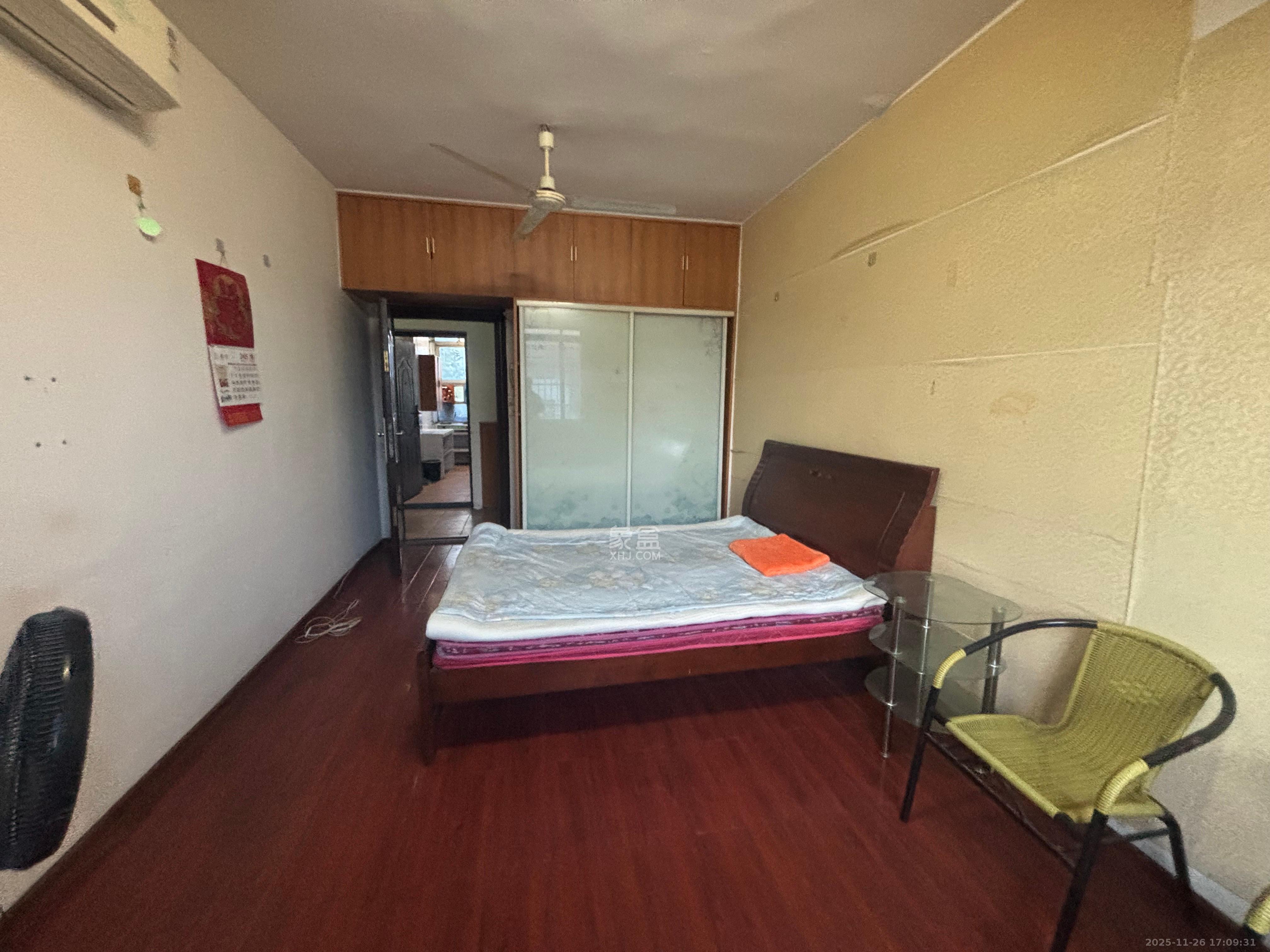 石子冲巷  1室0厅0卫    900.0元/月室内图