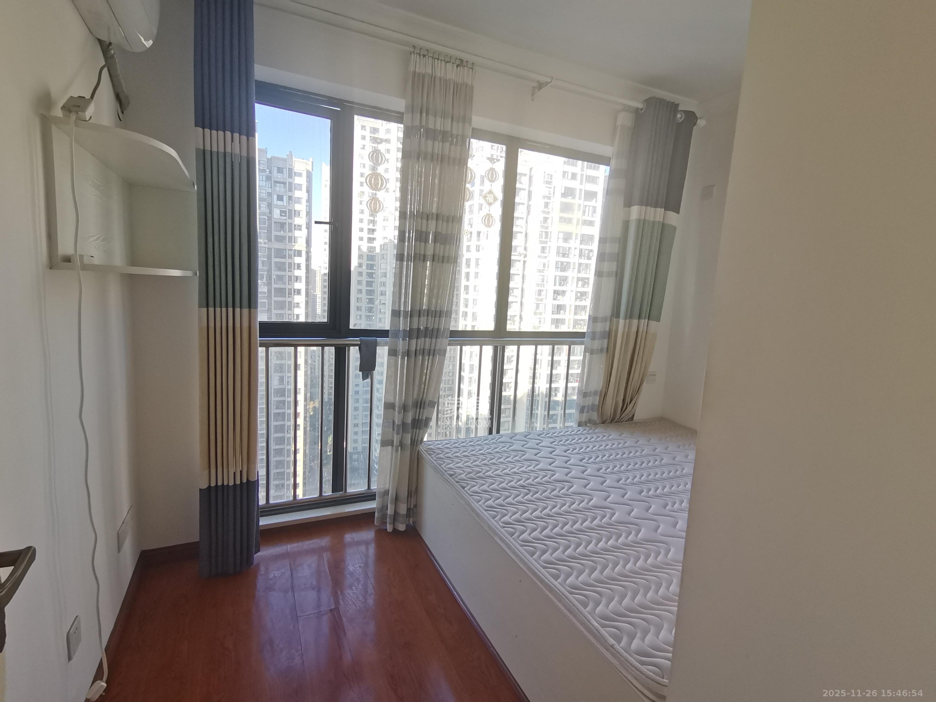 明发国际城 3室2厅2卫 2300.0元/月 明发国际城 3室2厅2卫 2300.0元/月室内图