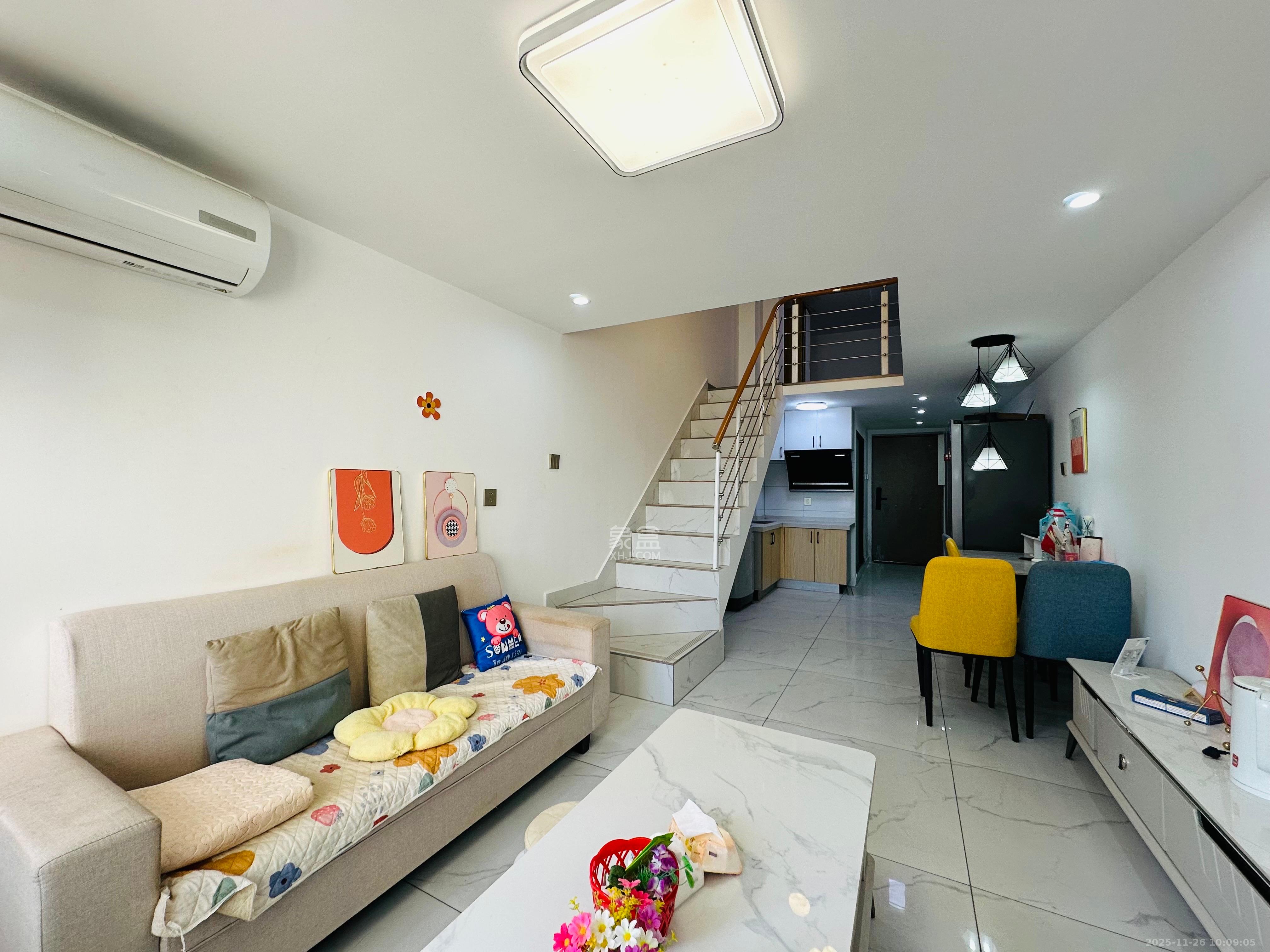 金茂建发泊悦 2室1厅1卫 1900.0元/月 金茂建发泊悦 2室1厅1卫 1900.0元/月室内图