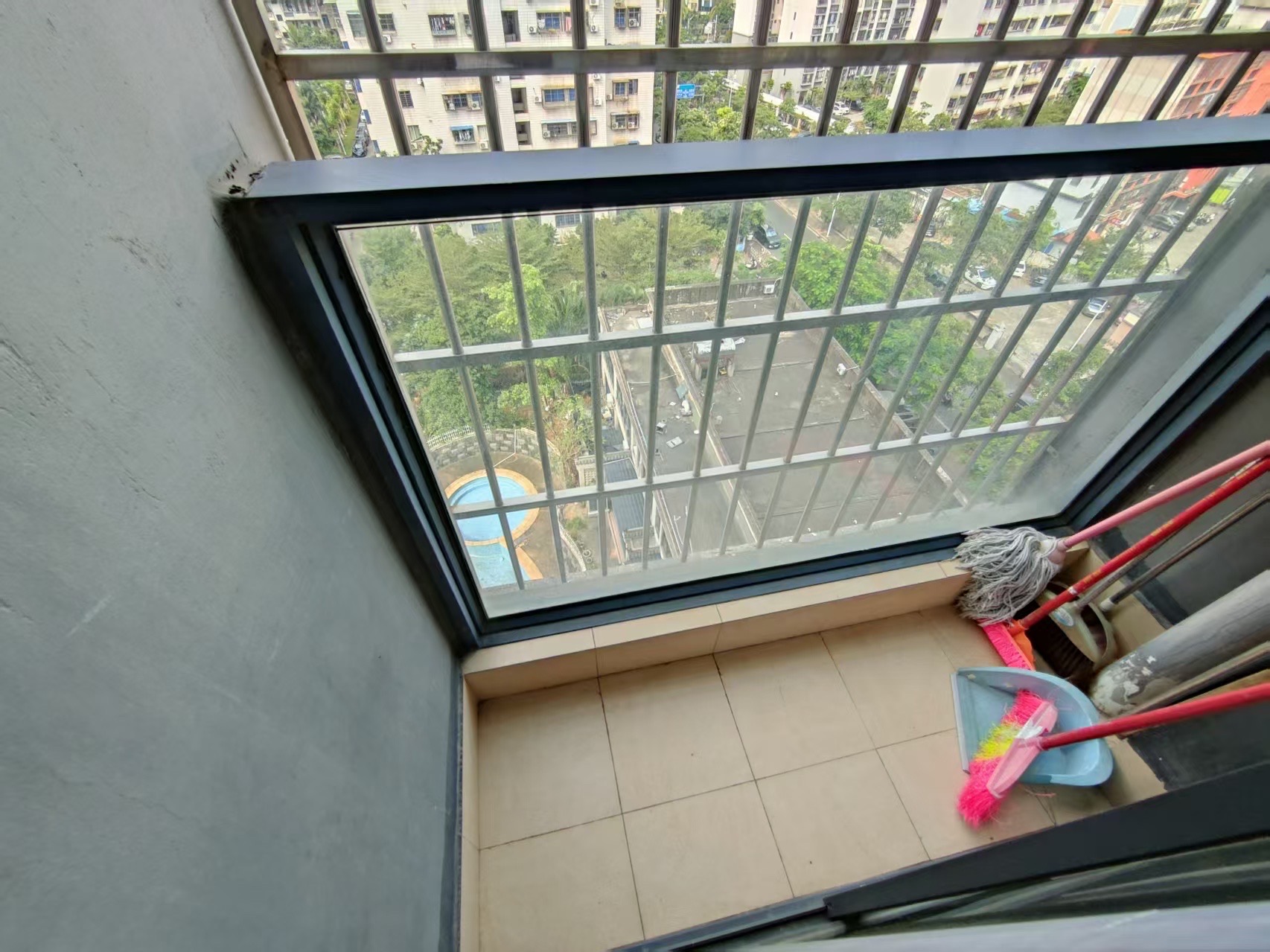 水晶城 1室0厅0卫 2400.0元/月 水晶城 1室0厅0卫 2400.0元/月室内图