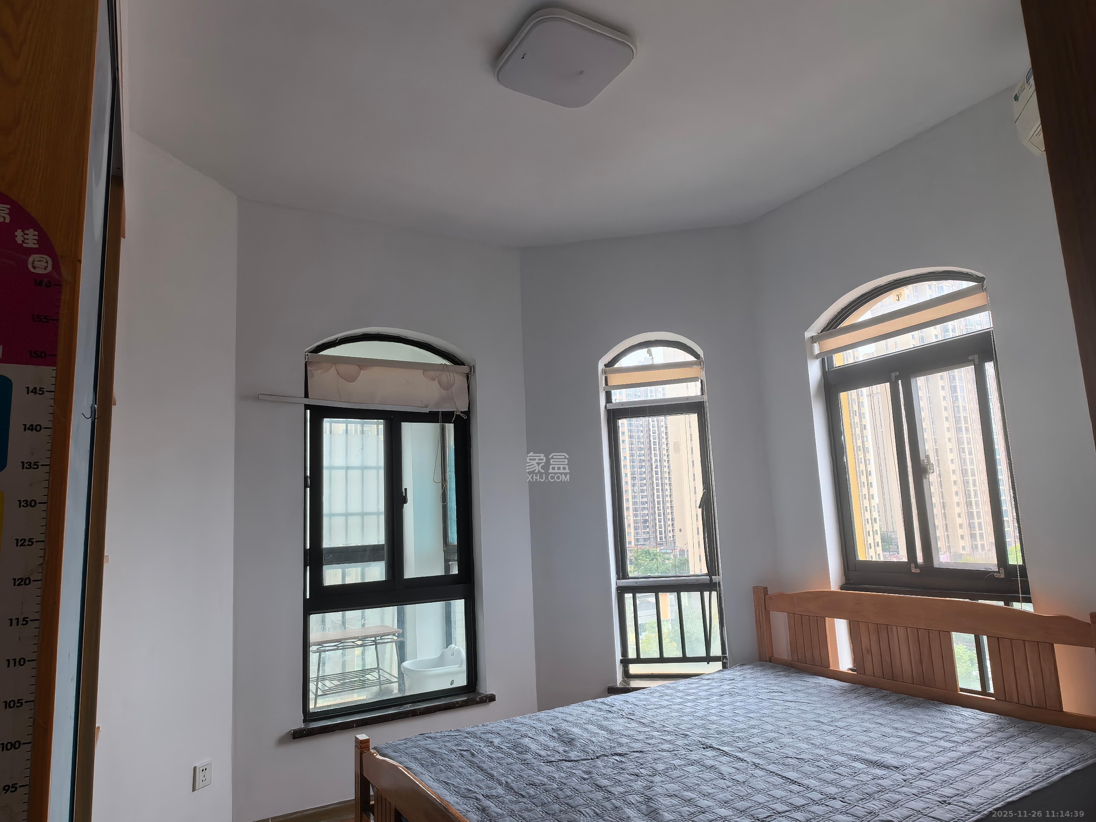 鹏基诺亚山林  2室1厅1卫    1800.0元/月室内图