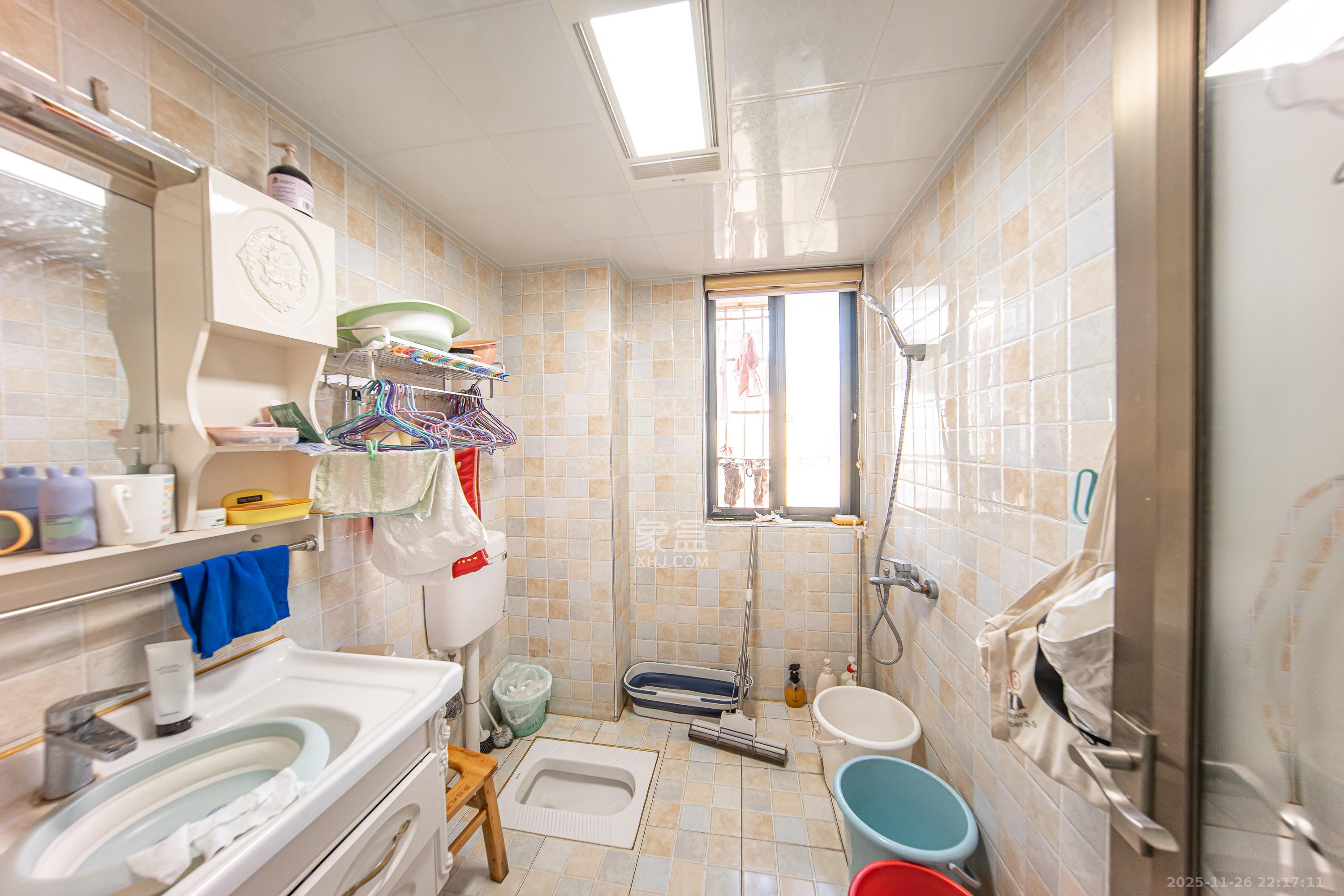 兰亭湾畔 3室2厅2卫 109.0万 兰亭湾畔 3室2厅2卫 109.0万卫生间