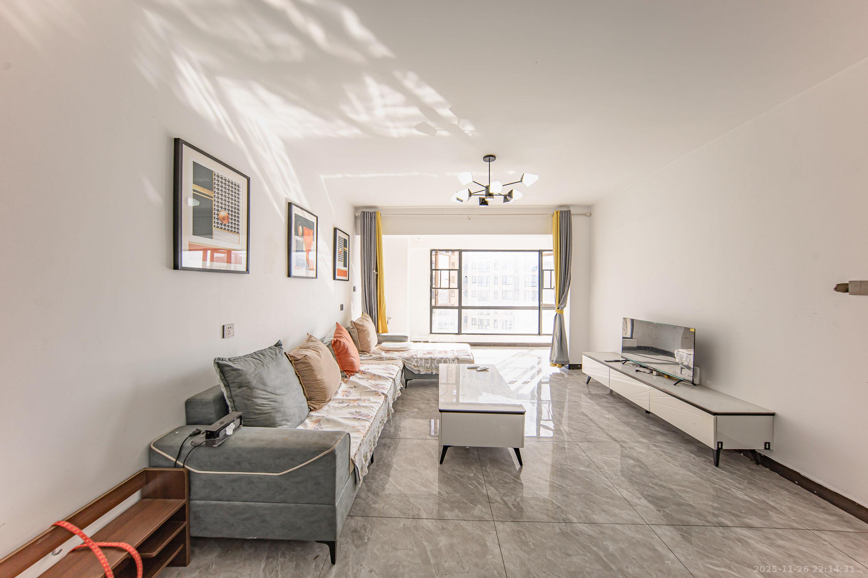 建投象山国际 3室2厅2卫 110.0万 建投象山国际 3室2厅2卫 110.0万客厅