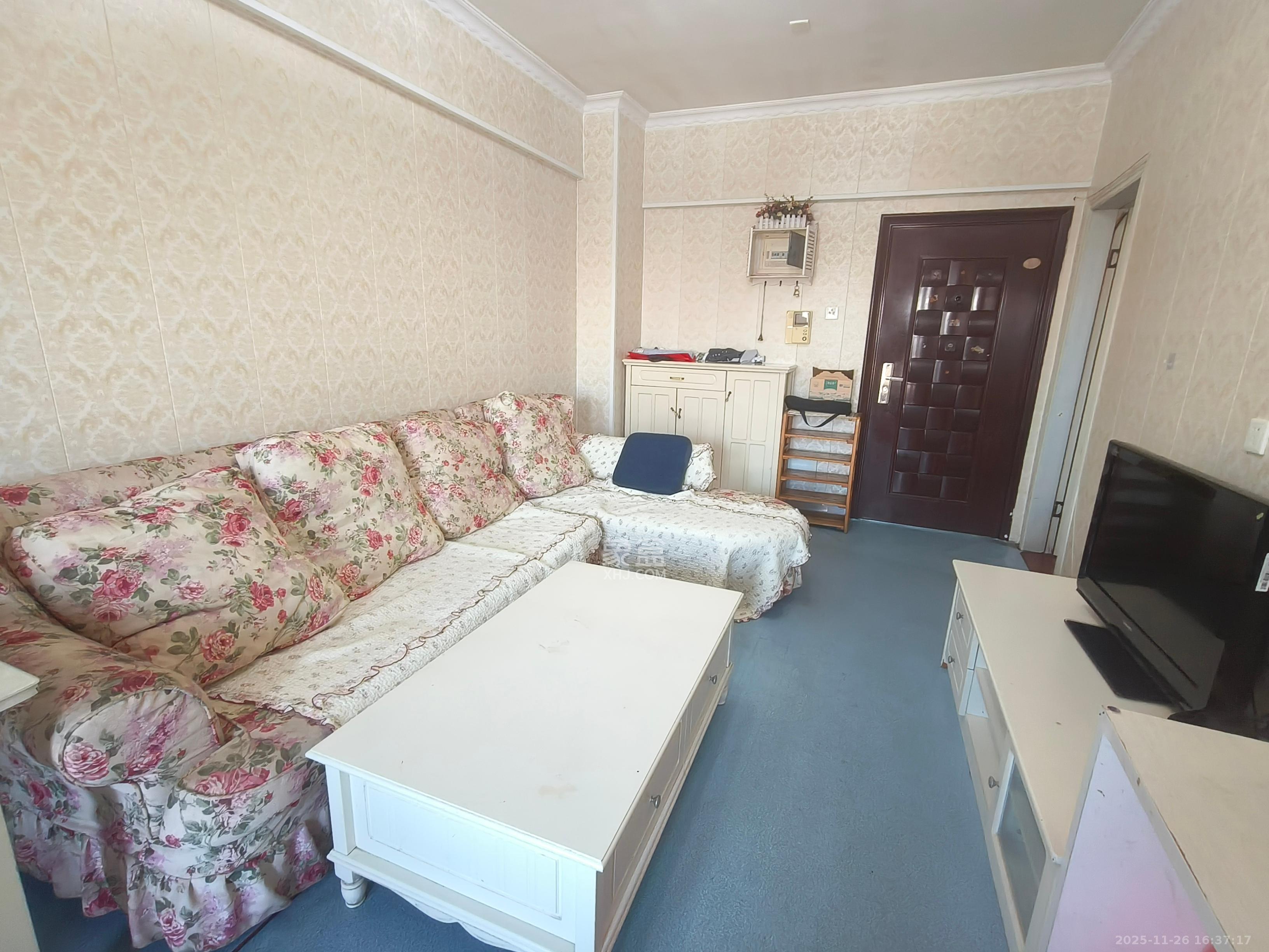 上海城小区 1室1厅1卫 1400.0元/月 上海城小区 1室1厅1卫 1400.0元/月室内图