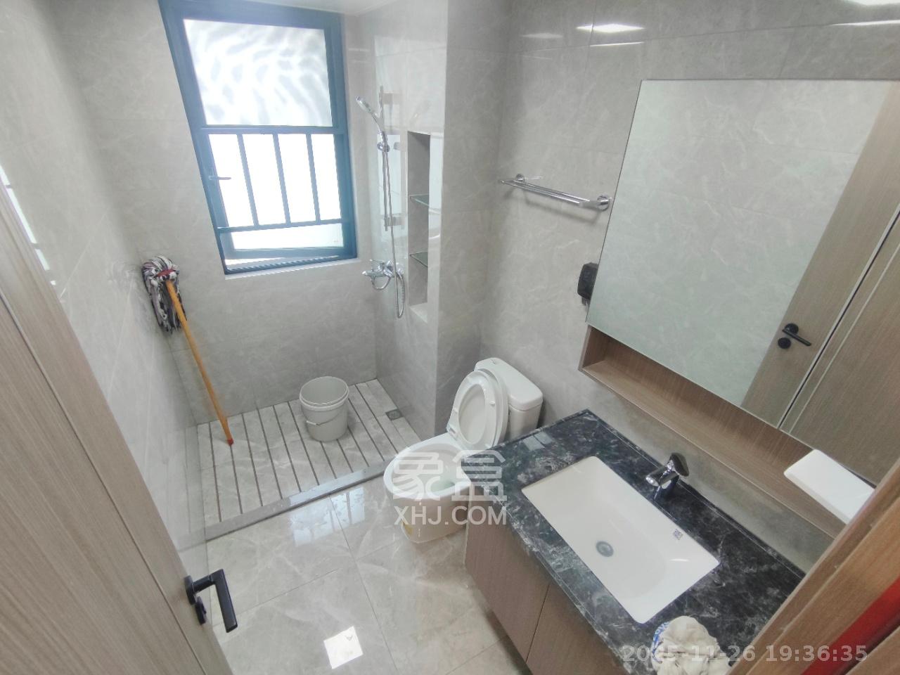 中海麓山境北区  4室2厅2卫    3000.0元/月室内图