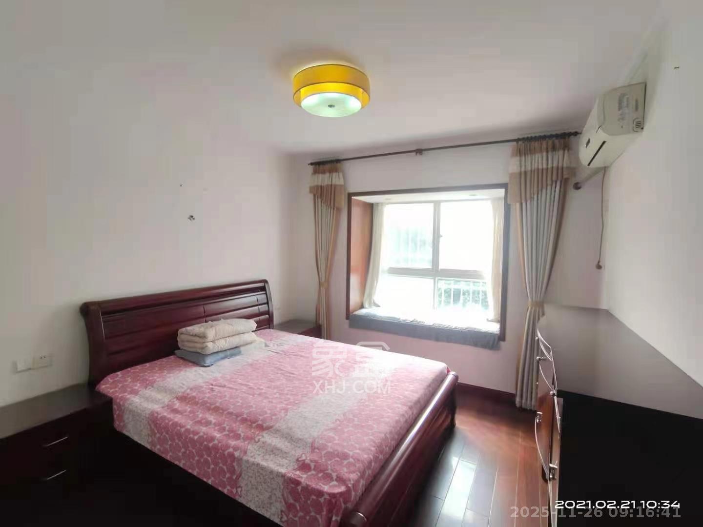 学府华庭 3室2厅2卫 2500.0元/月 学府华庭 3室2厅2卫 2500.0元/月室内图