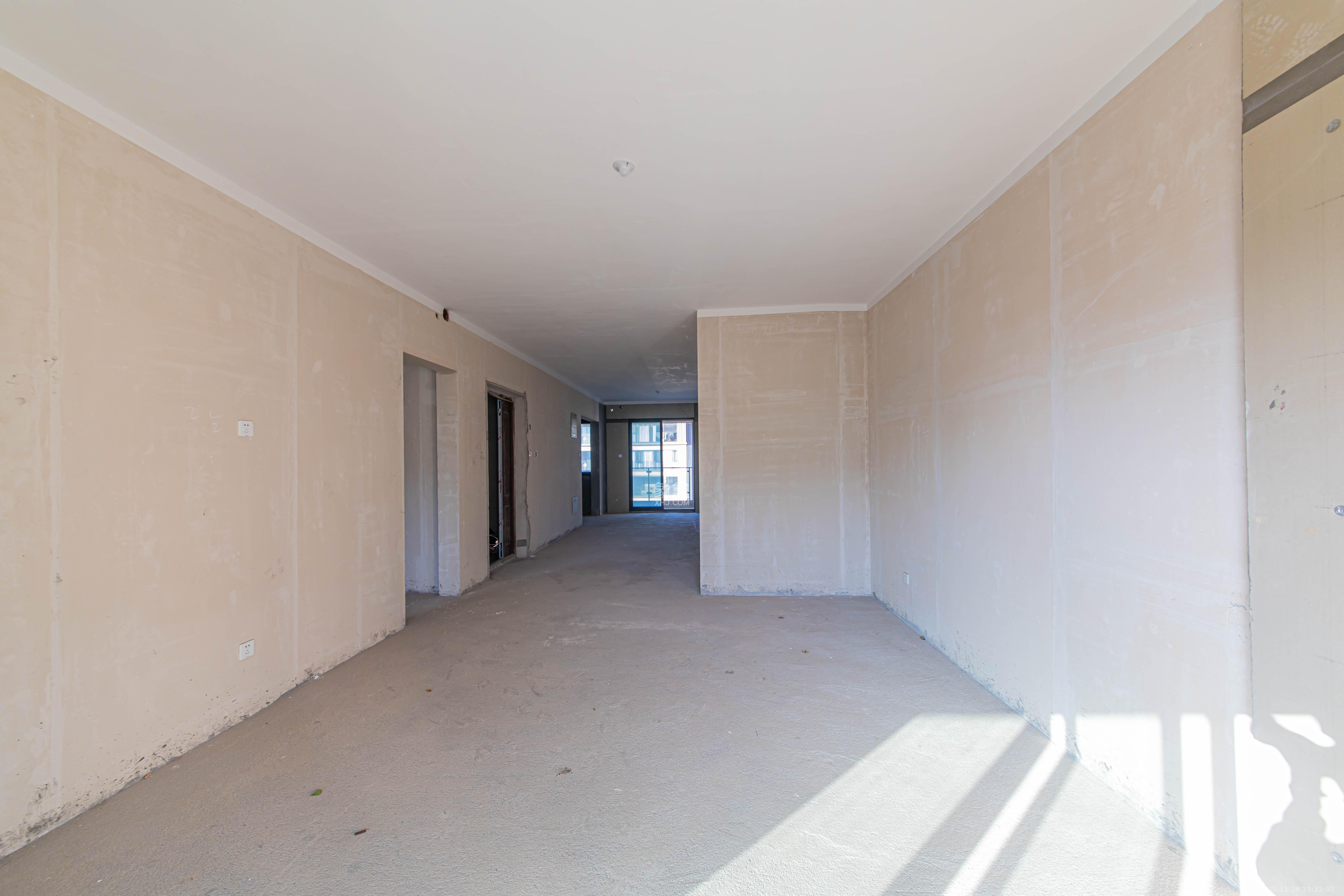 北辰中央公园辰玺洋房区 4室2厅2卫 198.0万 北辰中央公园辰玺洋房区 4室2厅2卫 198.0万客厅