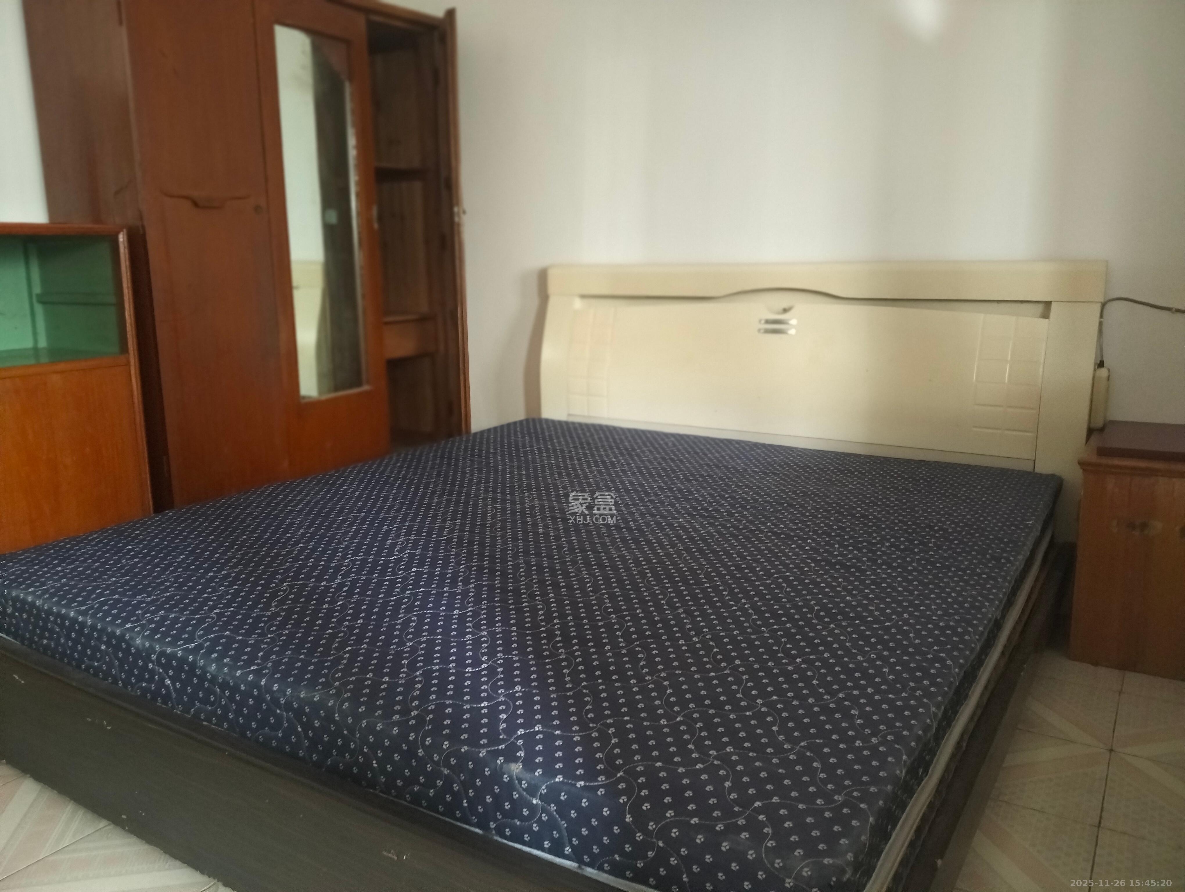 中铁五局宿舍(洞井铺) 2室1厅1卫 1100.0元/月 中铁五局宿舍(洞井铺) 2室1厅1卫 1100.0元/月室内图