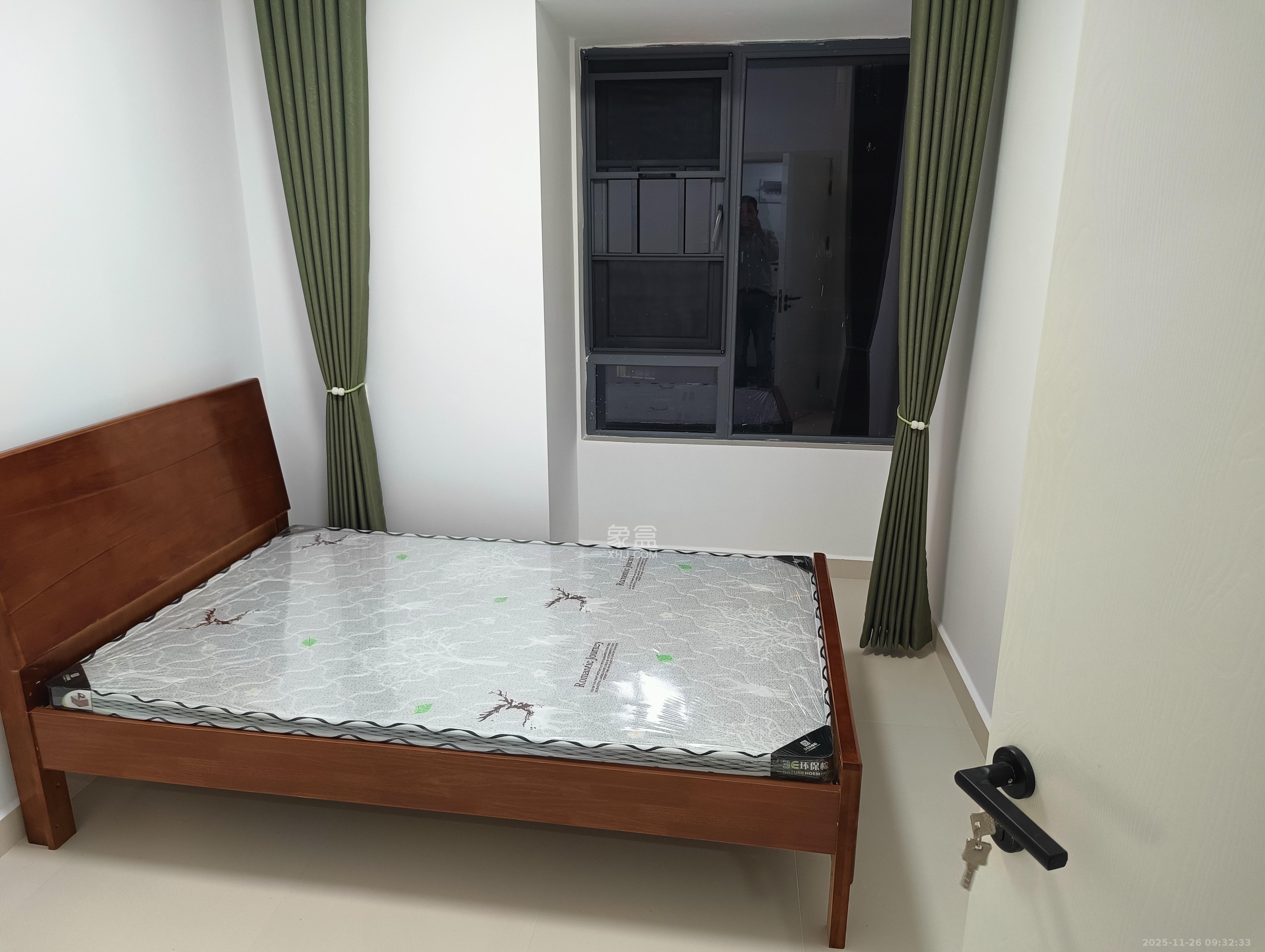 山月嘉园 3室2厅2卫 2400.0元/月 山月嘉园 3室2厅2卫 2400.0元/月室内图