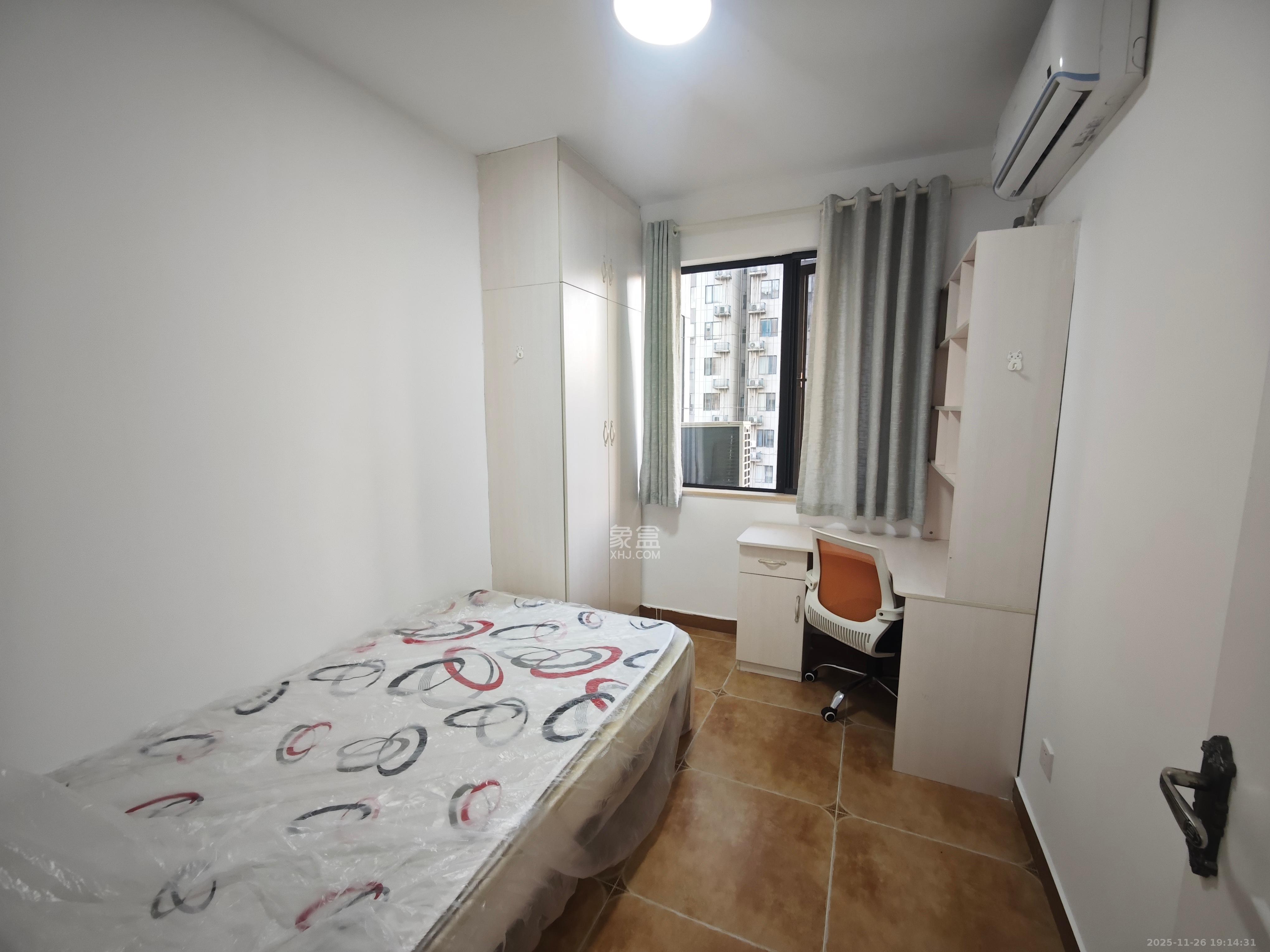 中国铁建梅溪青秀一期  3室2厅1卫    2400.0元/月室内图