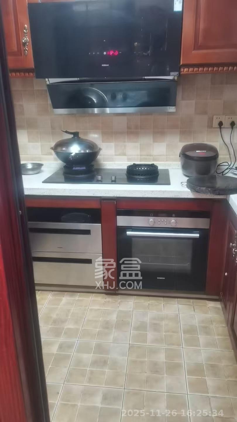 荣悦台 1室0厅0卫 1000.0元/月 荣悦台 1室0厅0卫 1000.0元/月室内图