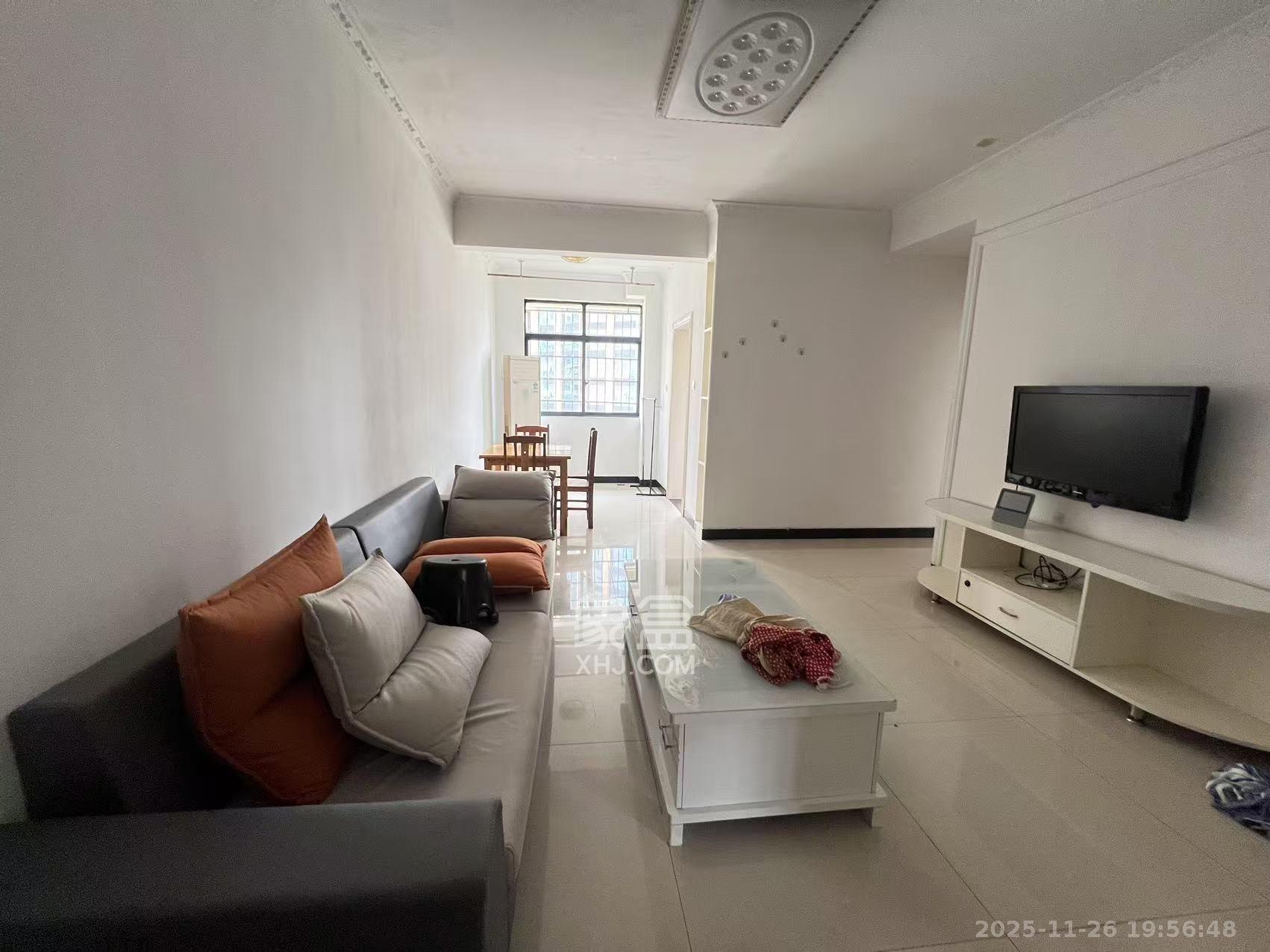 御溪国际  2室1厅1卫    2300.0元/月室内图