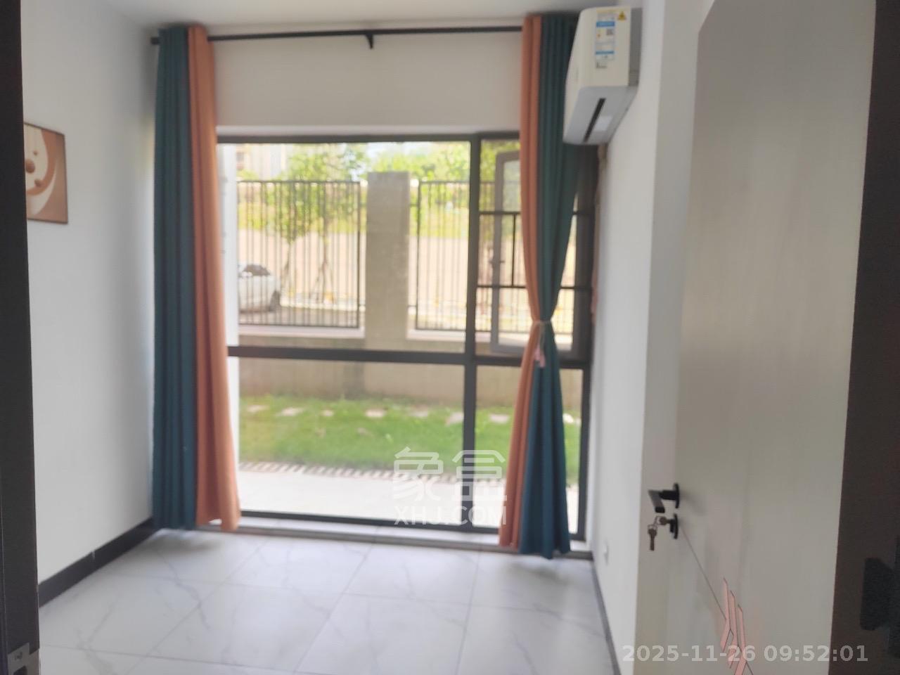 蔷薇国际  4室2厅2卫    3200.0元/月室内图