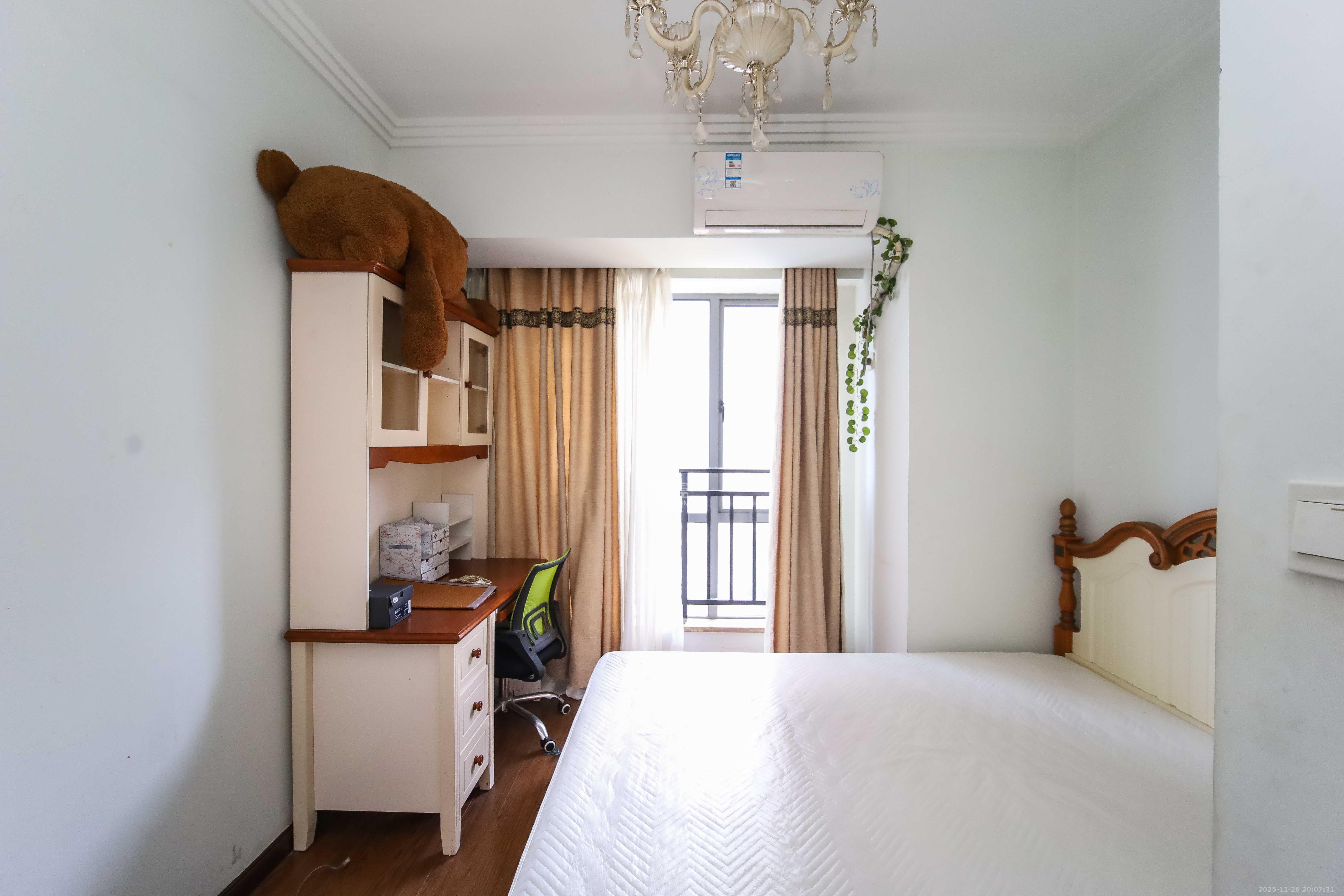 西子一间  1室1厅1卫    50.0万卧室