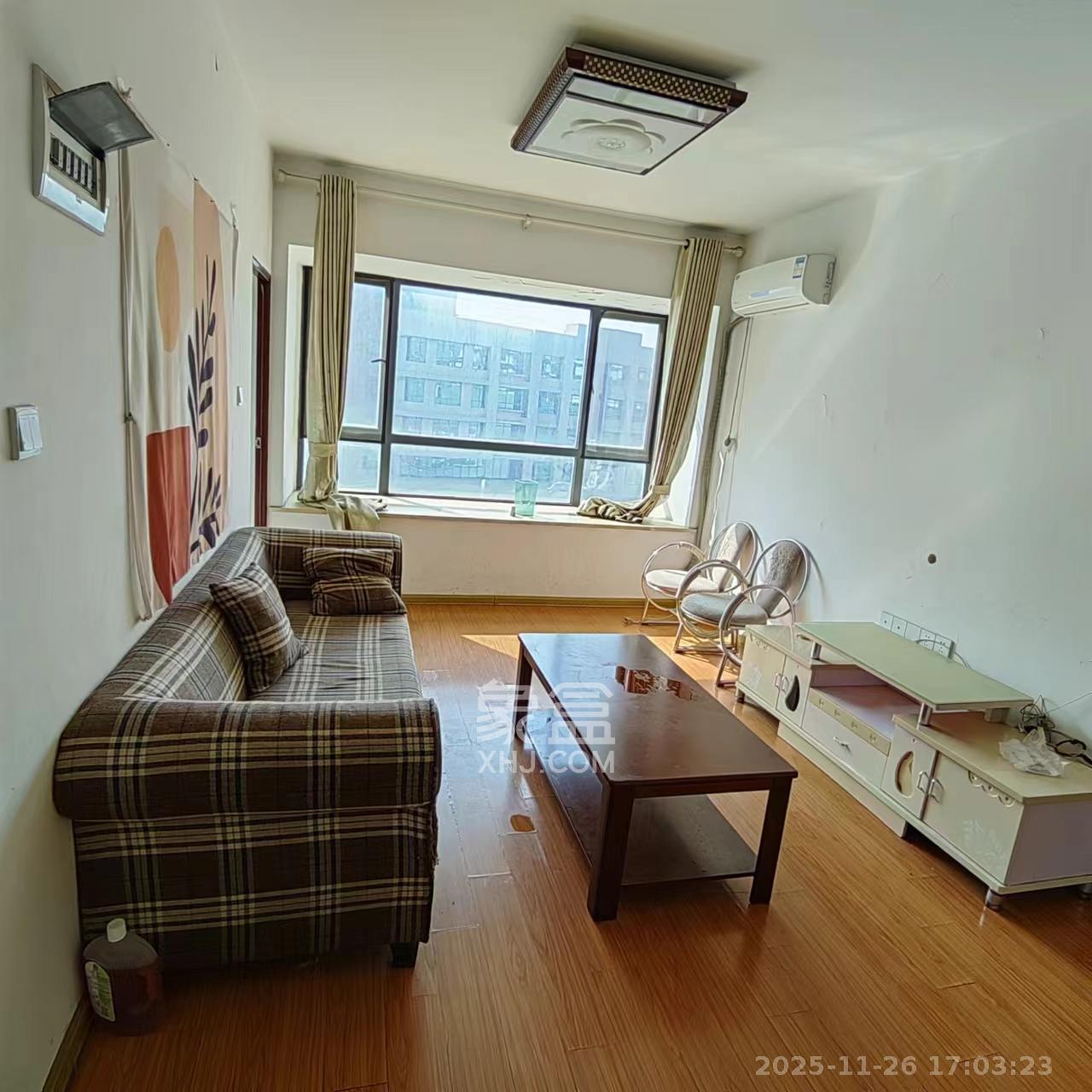 中信城市广场（中信新城一期）  1室1厅1卫    1300.0元/月