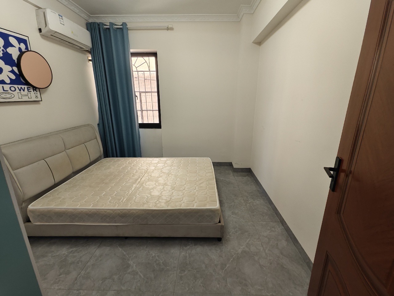 广南大厦 3室1厅1卫 79.0万 广南大厦 3室1厅1卫 79.0万客厅